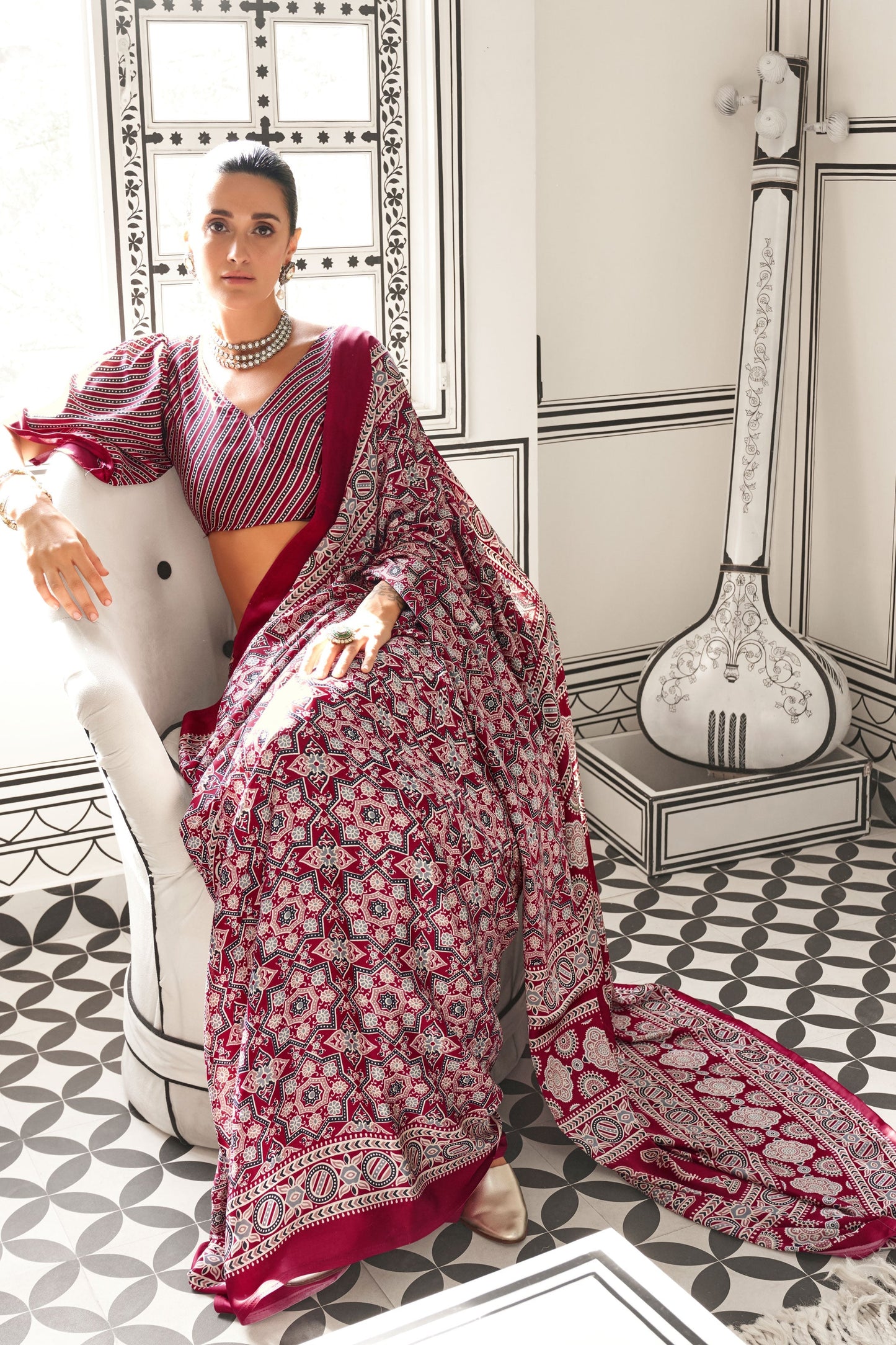 wine-satin-crepe-saree-zb131452_2_SareeButa.com