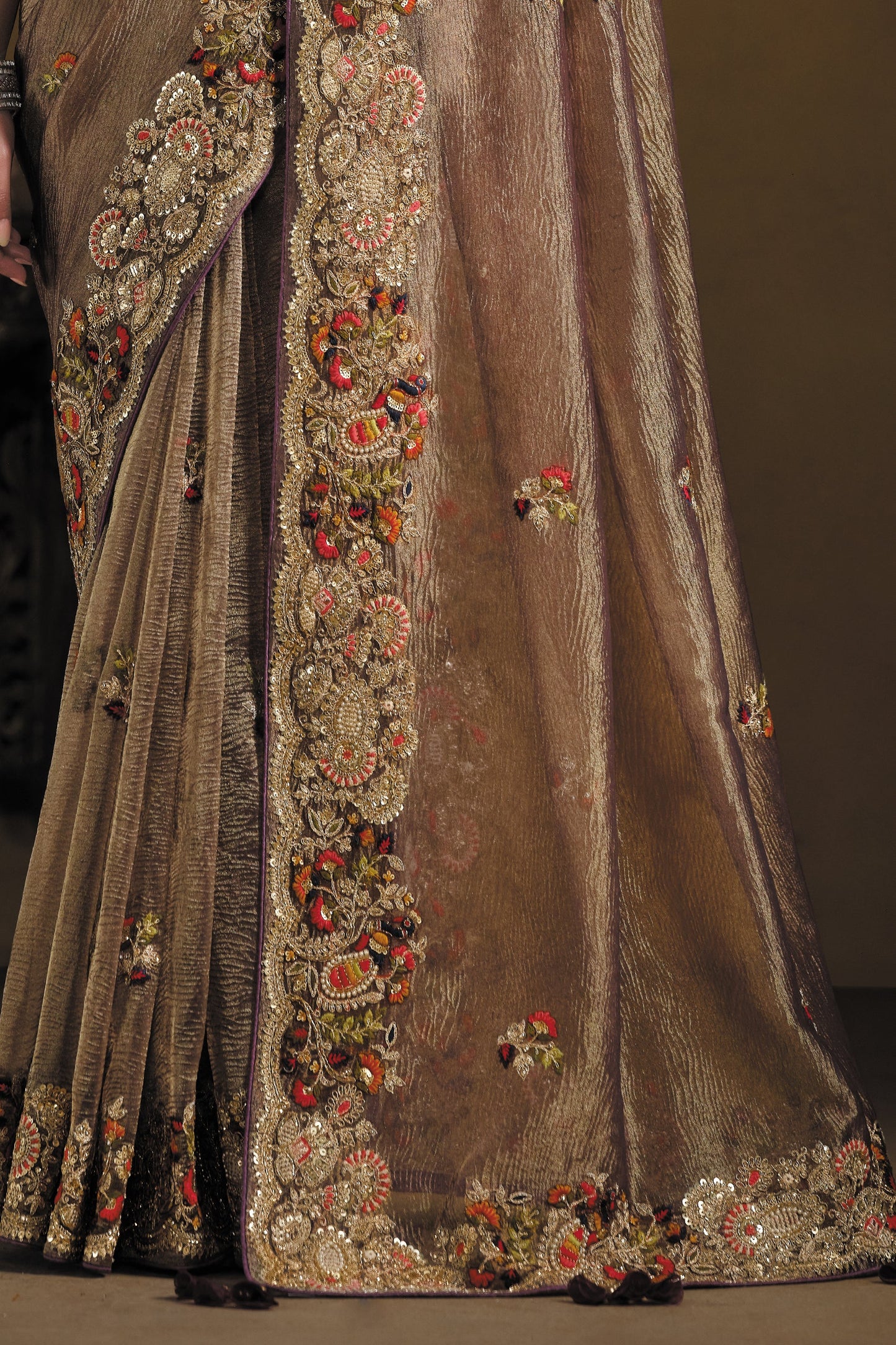 Wine Banarasi Crush Silk Saree-ZB133980_4_SareeButa.com