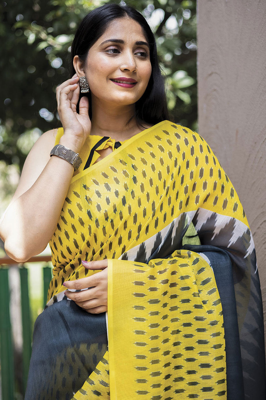 yellow-linen-saree-zb130372_3_SareeButa.com