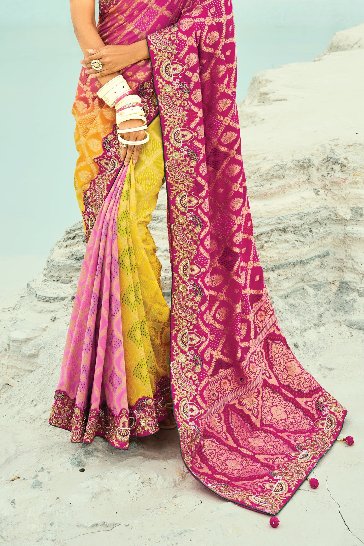yellow-pink-georgette-bandhani-saree-sar10301_7_Sareebuta.com