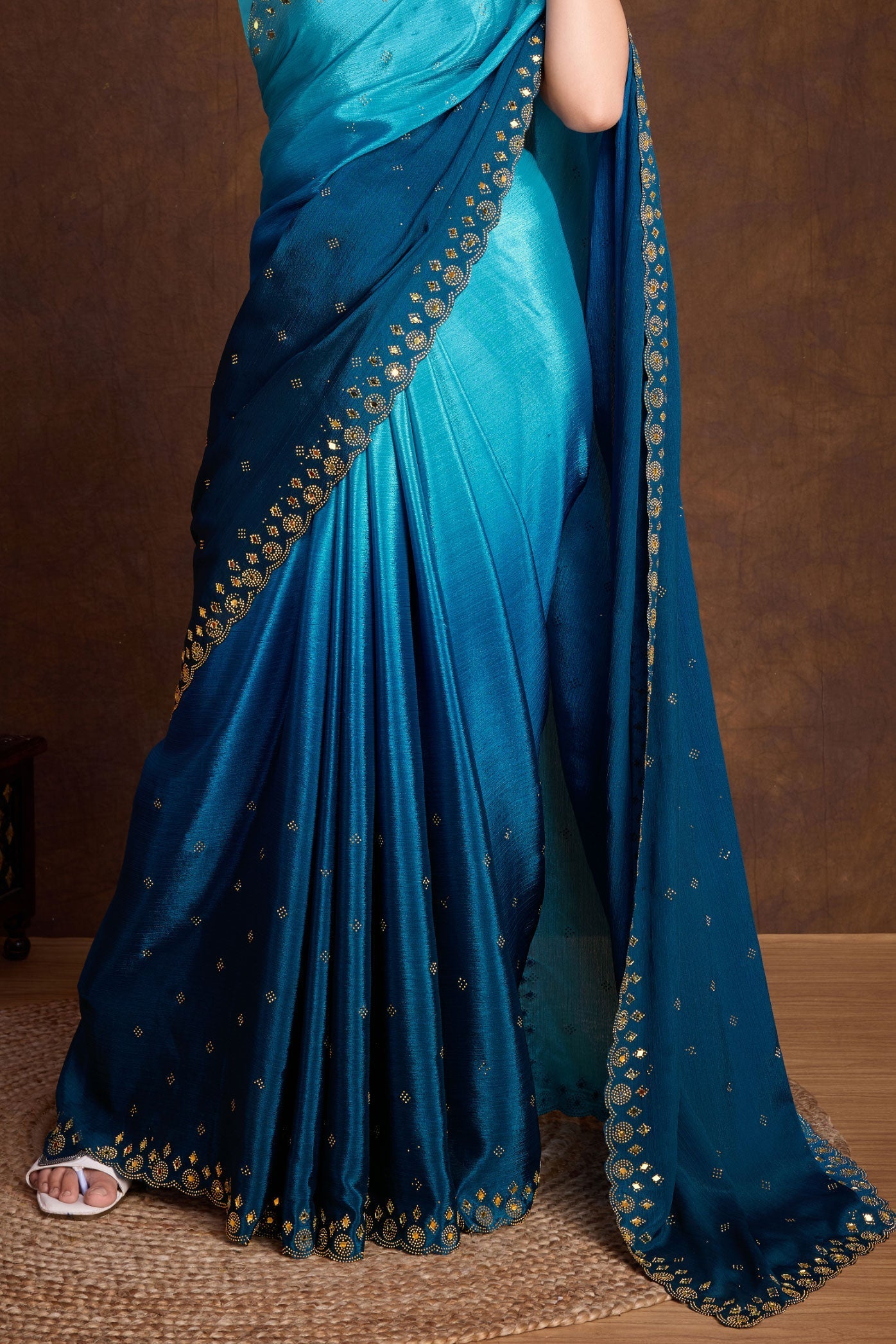 2-tone-shaded-chinon-saree-zb132805_3_SareeButa.com