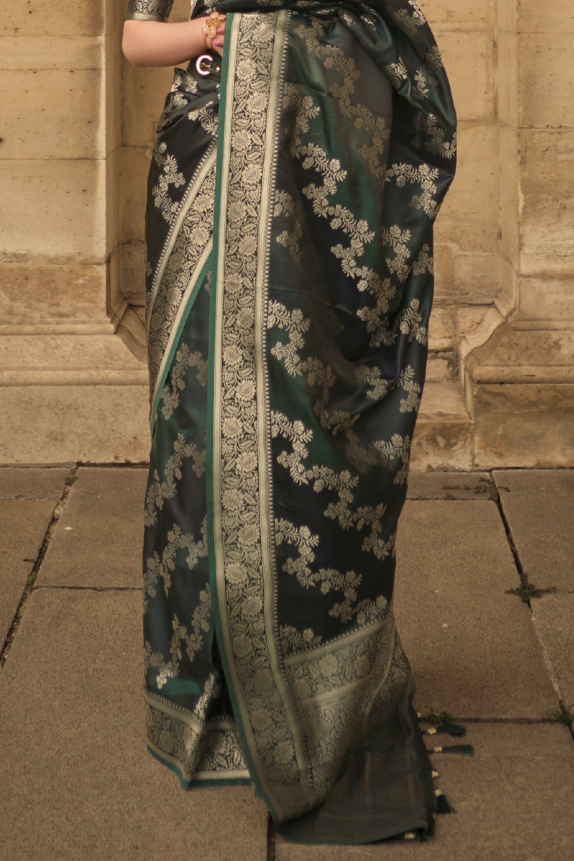 2-tone-satin-silk-saree-zb131969_4_SareeButa.com