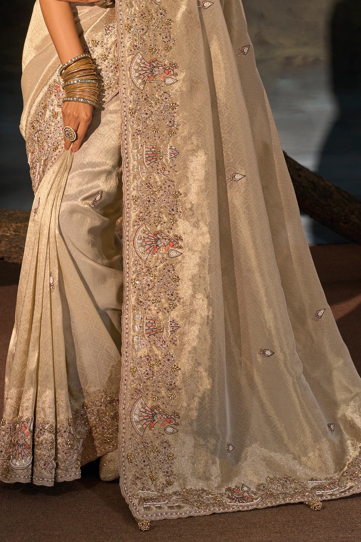 Beige Embroidered Kanjivaram Silk Saree-SAR13263_5_SareeButa.com