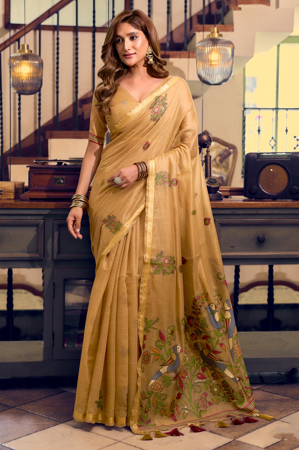 Beige Kalamkari Cotton Saree with Kalamkari Motifs-SAR12952_1_SareeButa.com