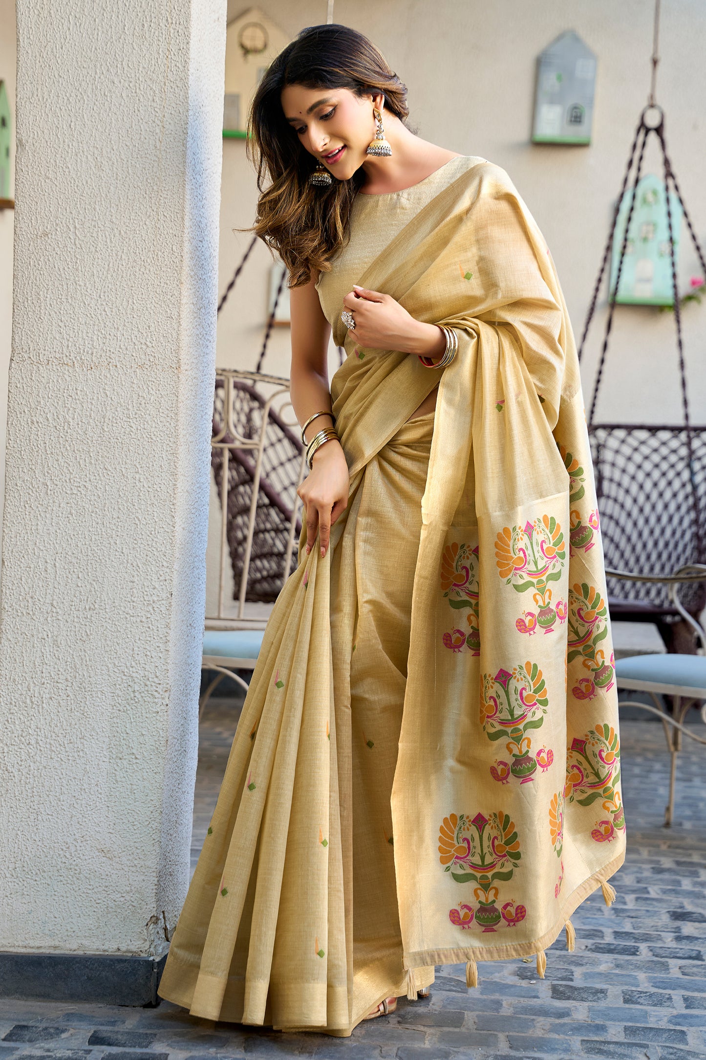 Beige Woven Cotton Saree with Paithani Pallu-SAR12737_4_SareeButa.com