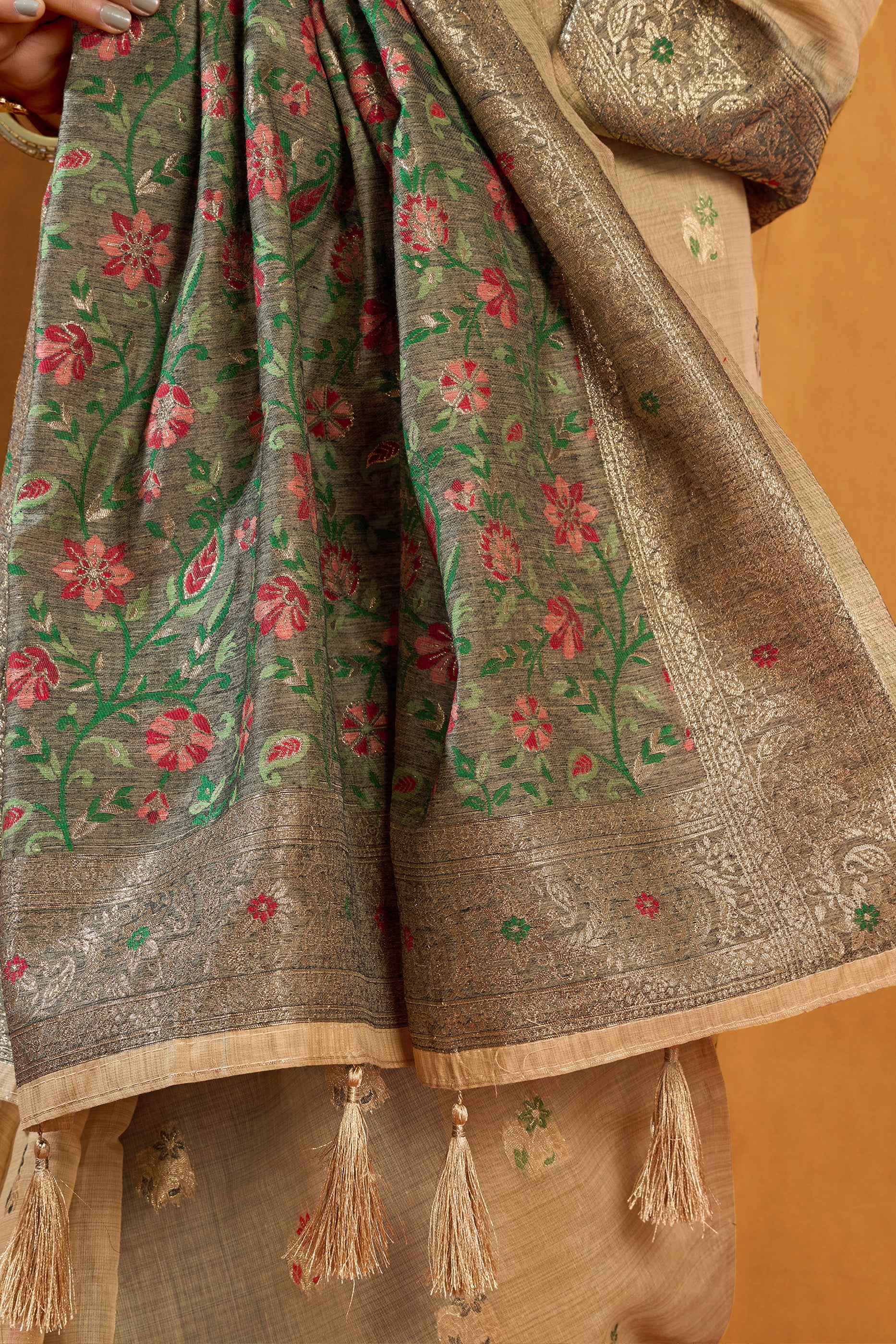 Beige Woven Cotton Silk Saree-SAR12610_4_SareeButa.com