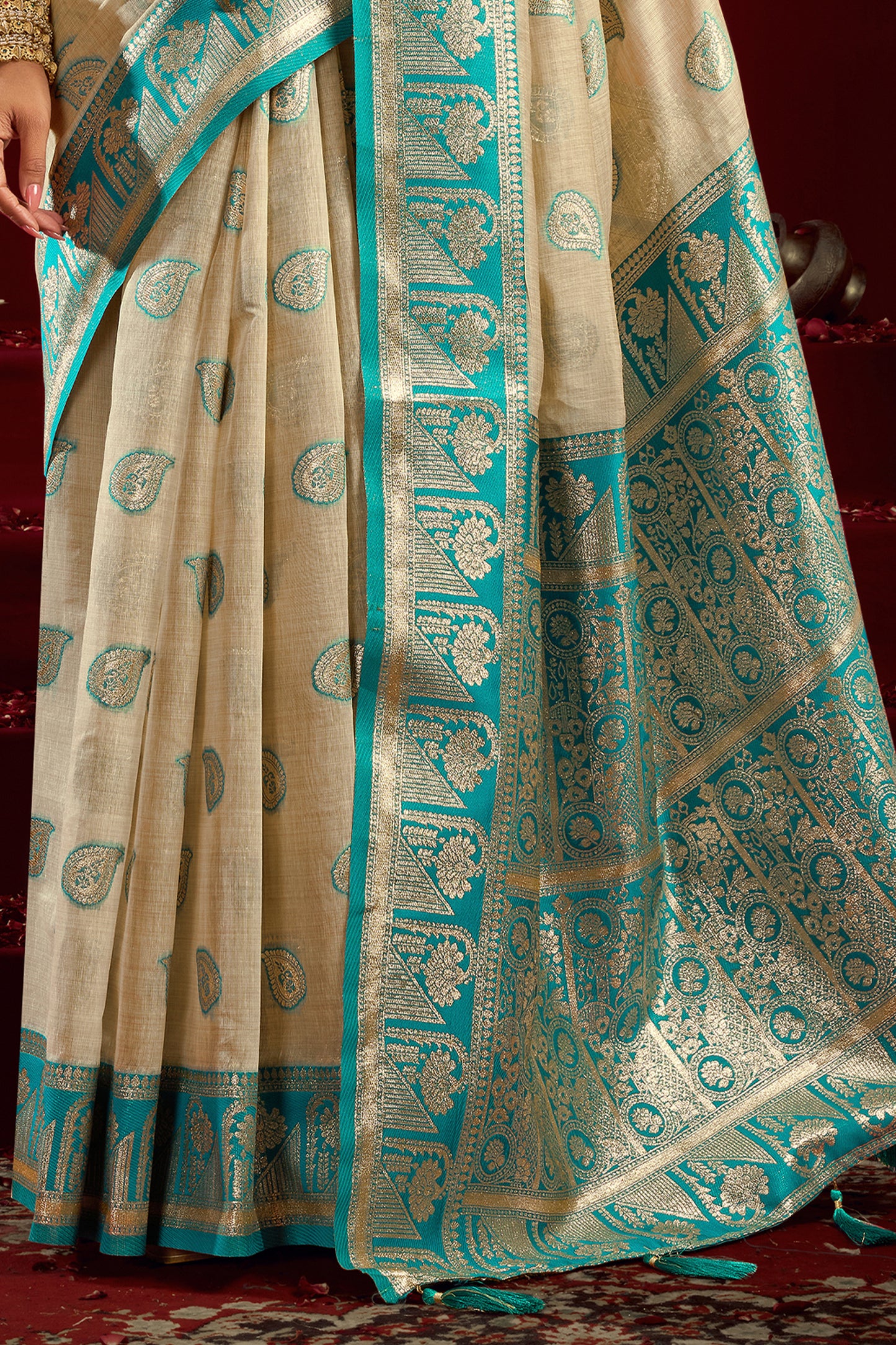 Beige Woven Silk Saree-SAR12633_5_SareeButa.com