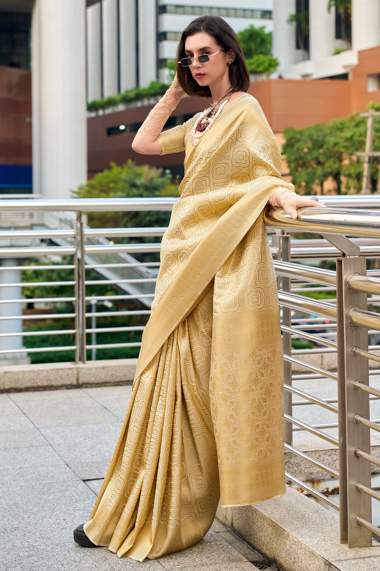 Beige Woven Silk Saree-ZB134043_4_SareeButa.com