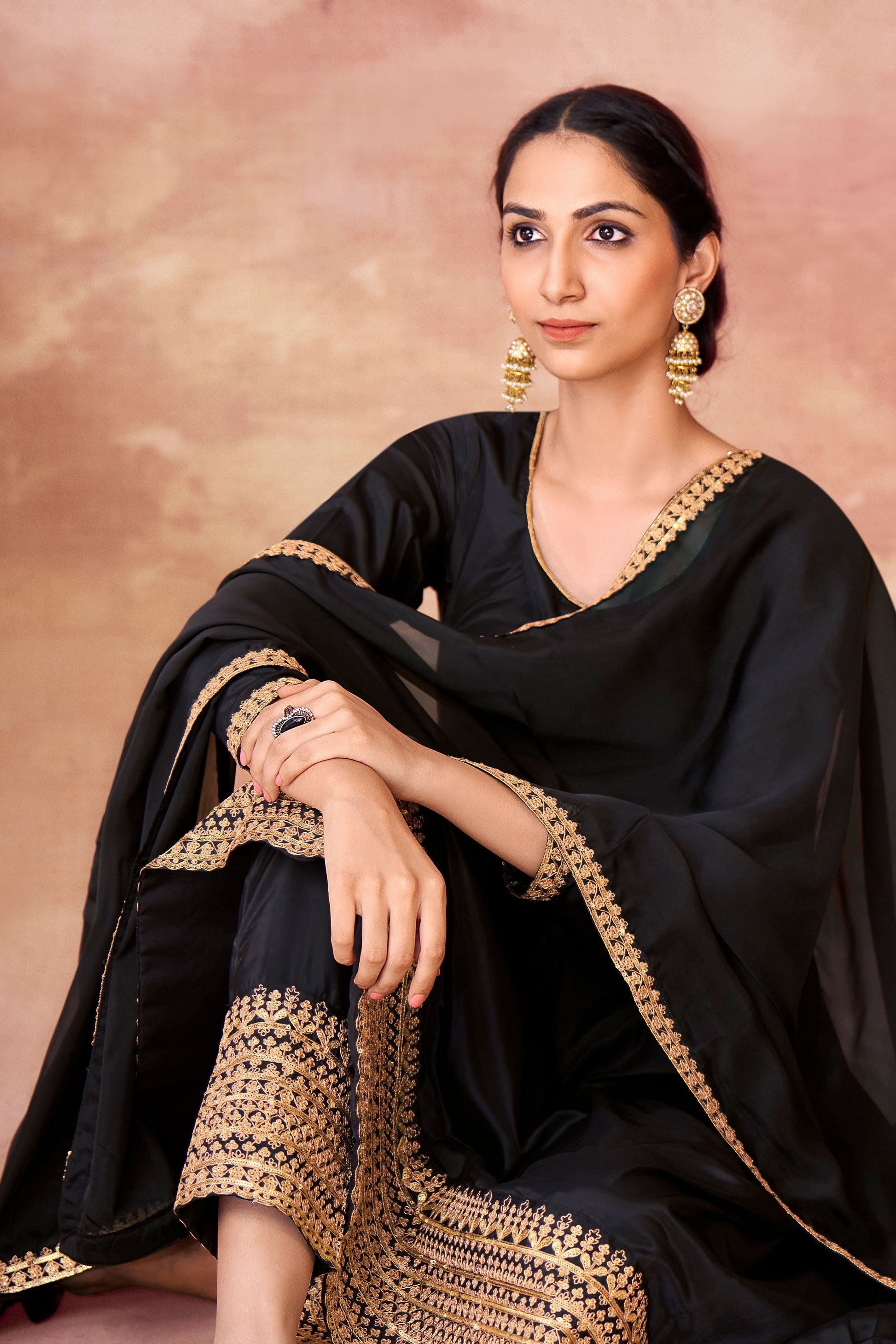 black-crepe-anarkali-suit-ss119_2_SareeButa.com