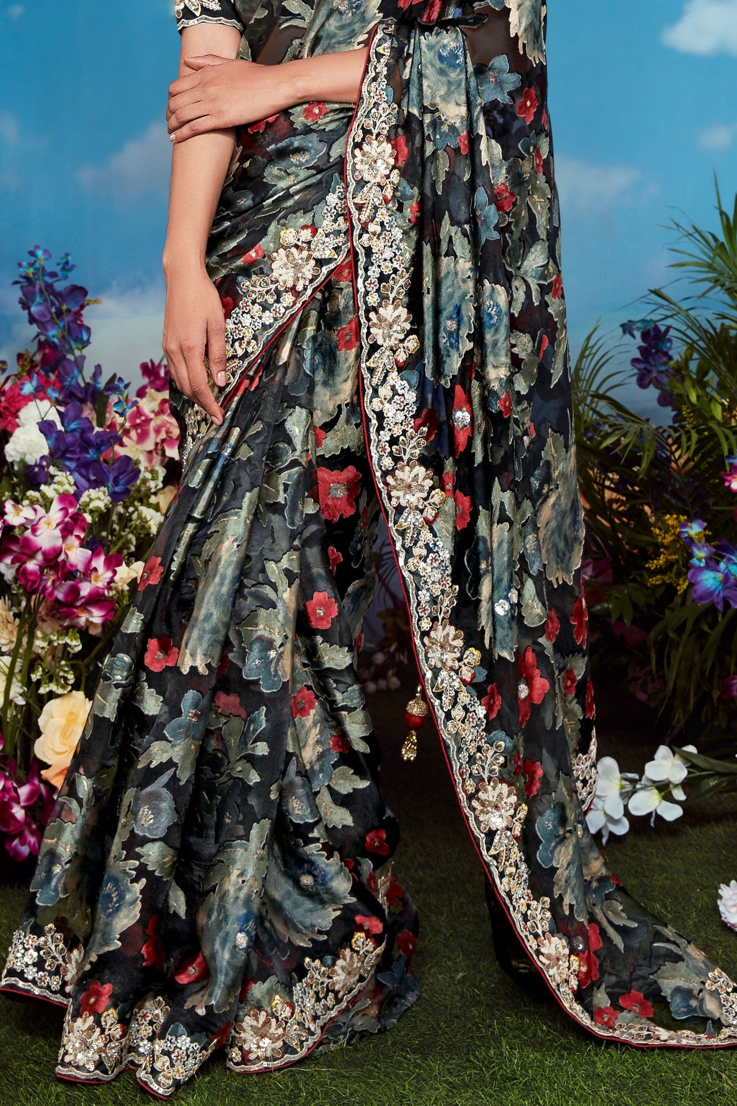 Black Organza Brasso Saree-ZB132886_4_SareeButa.com