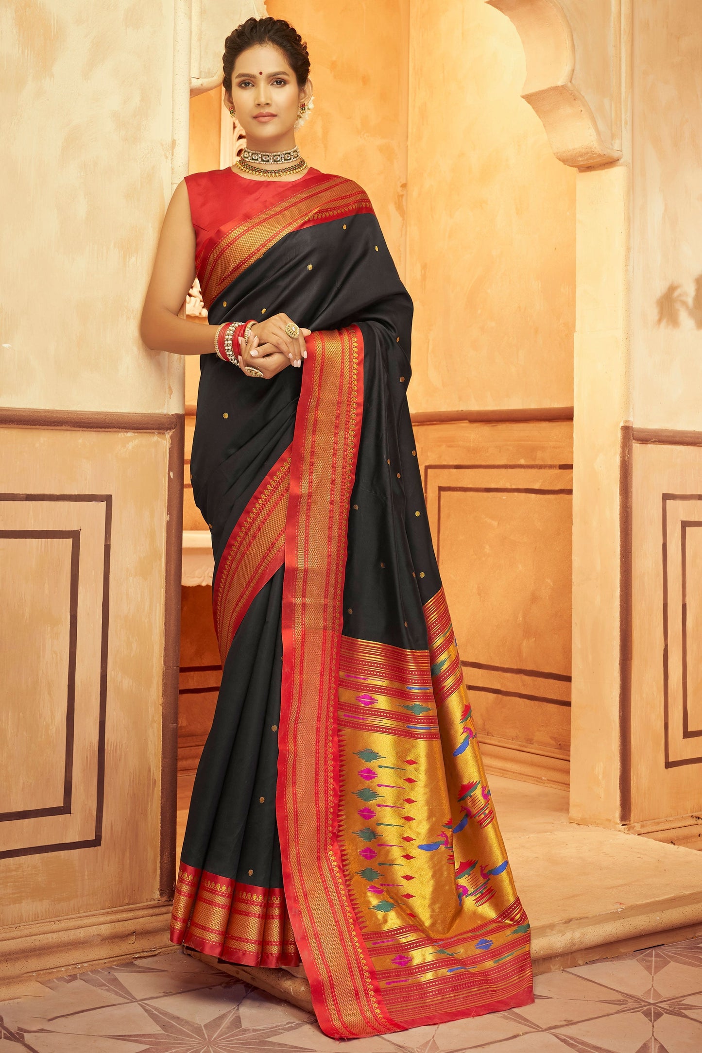 black-paithani-silk-saree-zb132908_1_SareeButa.com