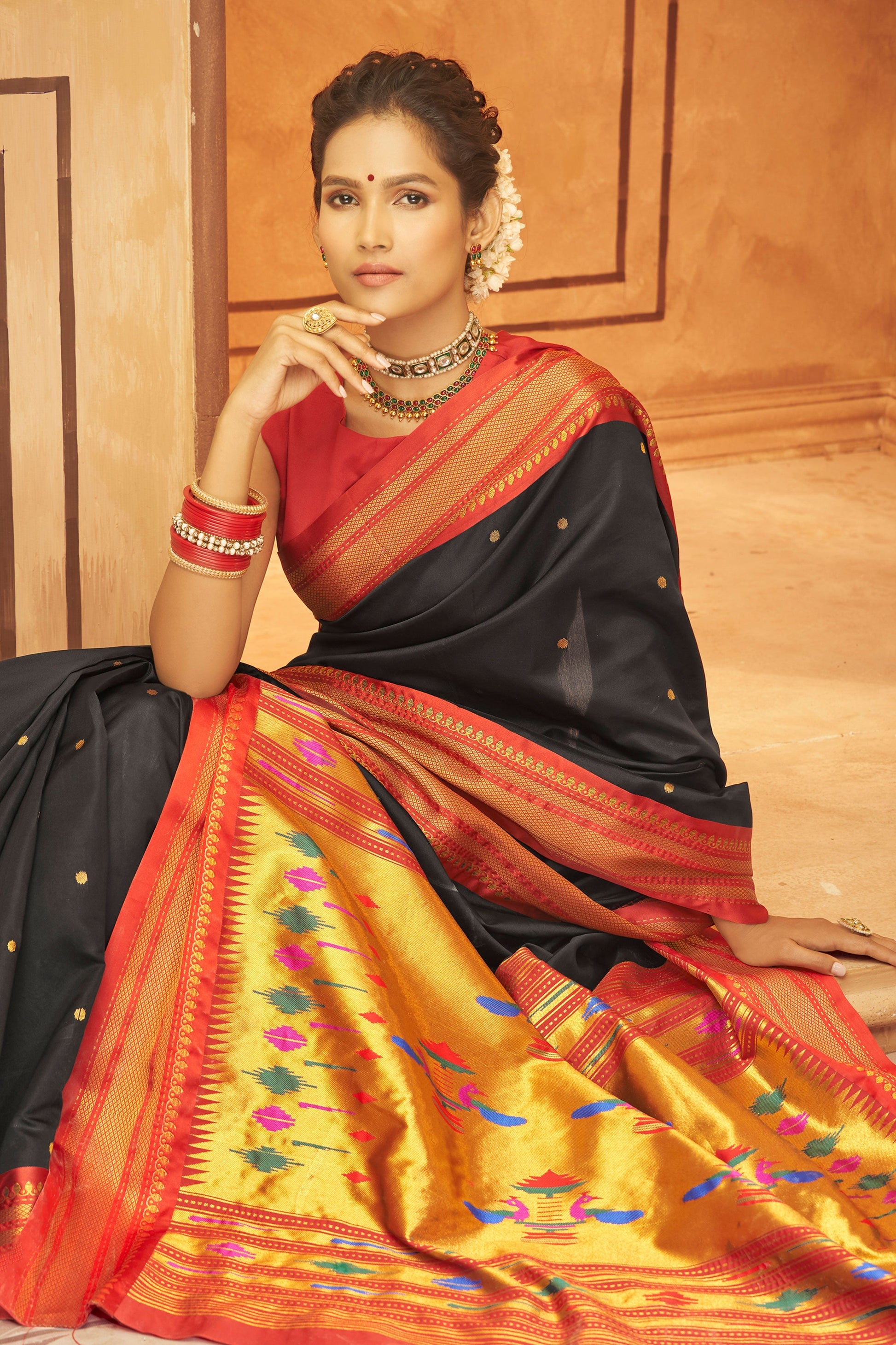 black-paithani-silk-saree-zb132908_2_SareeButa.com