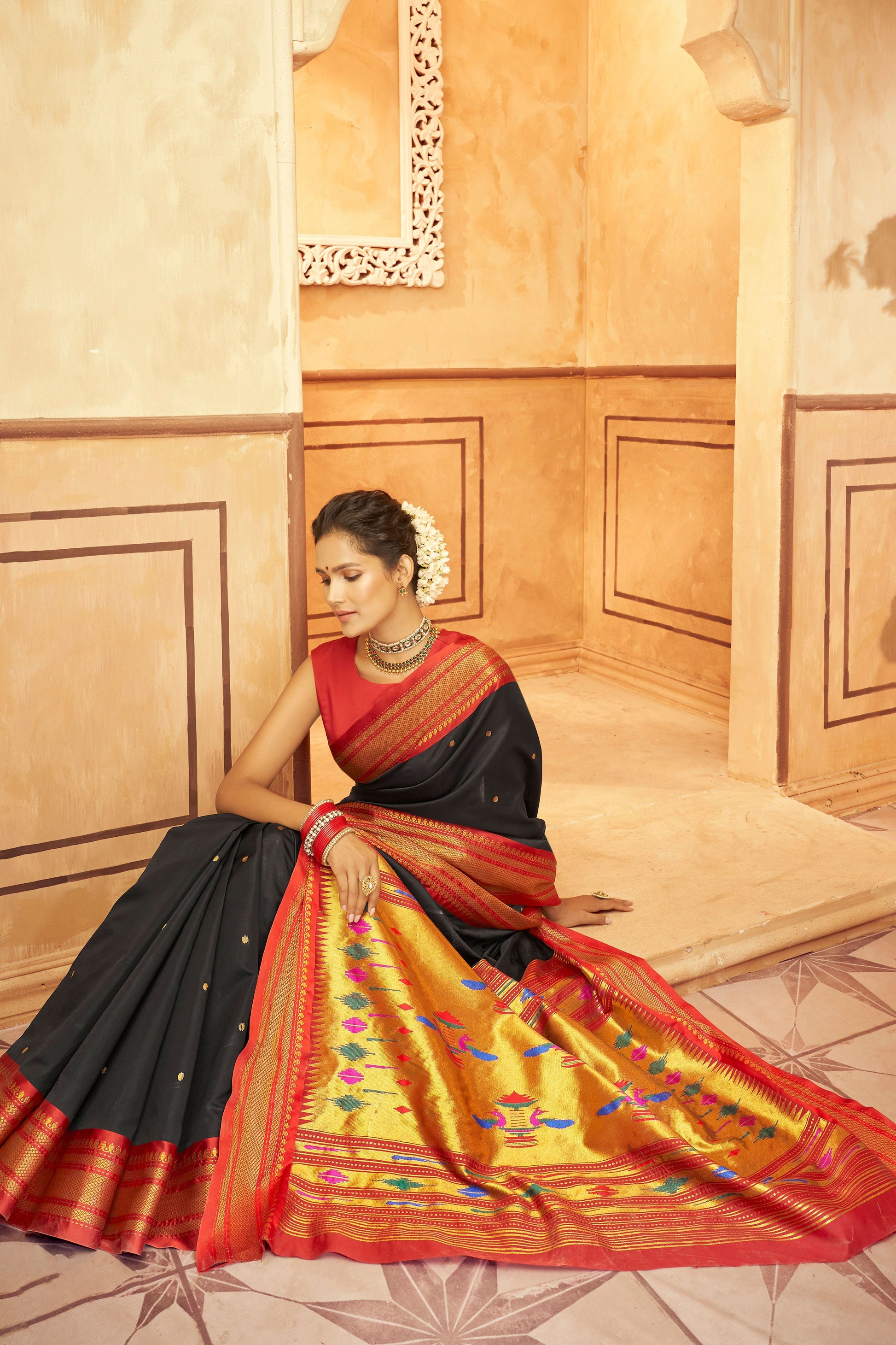 black-paithani-silk-saree-zb132908_3_SareeButa.com