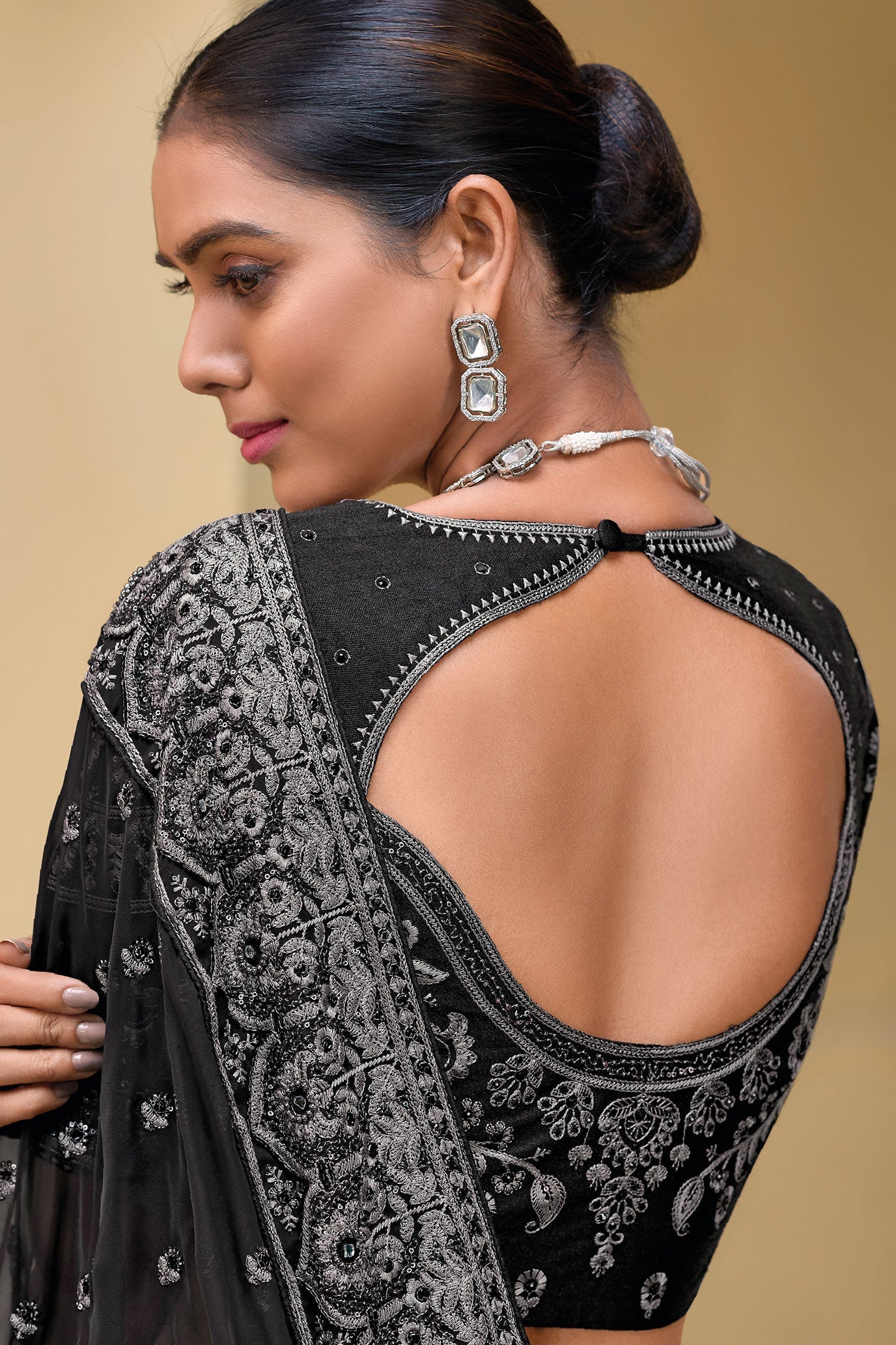 Black Pure Banarasi Tuscany Saree-ZB132786_4