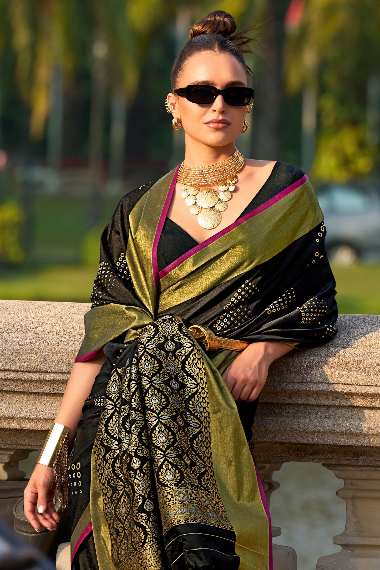 black-woven-silk-saree-zb131748_2_SareeButa.com