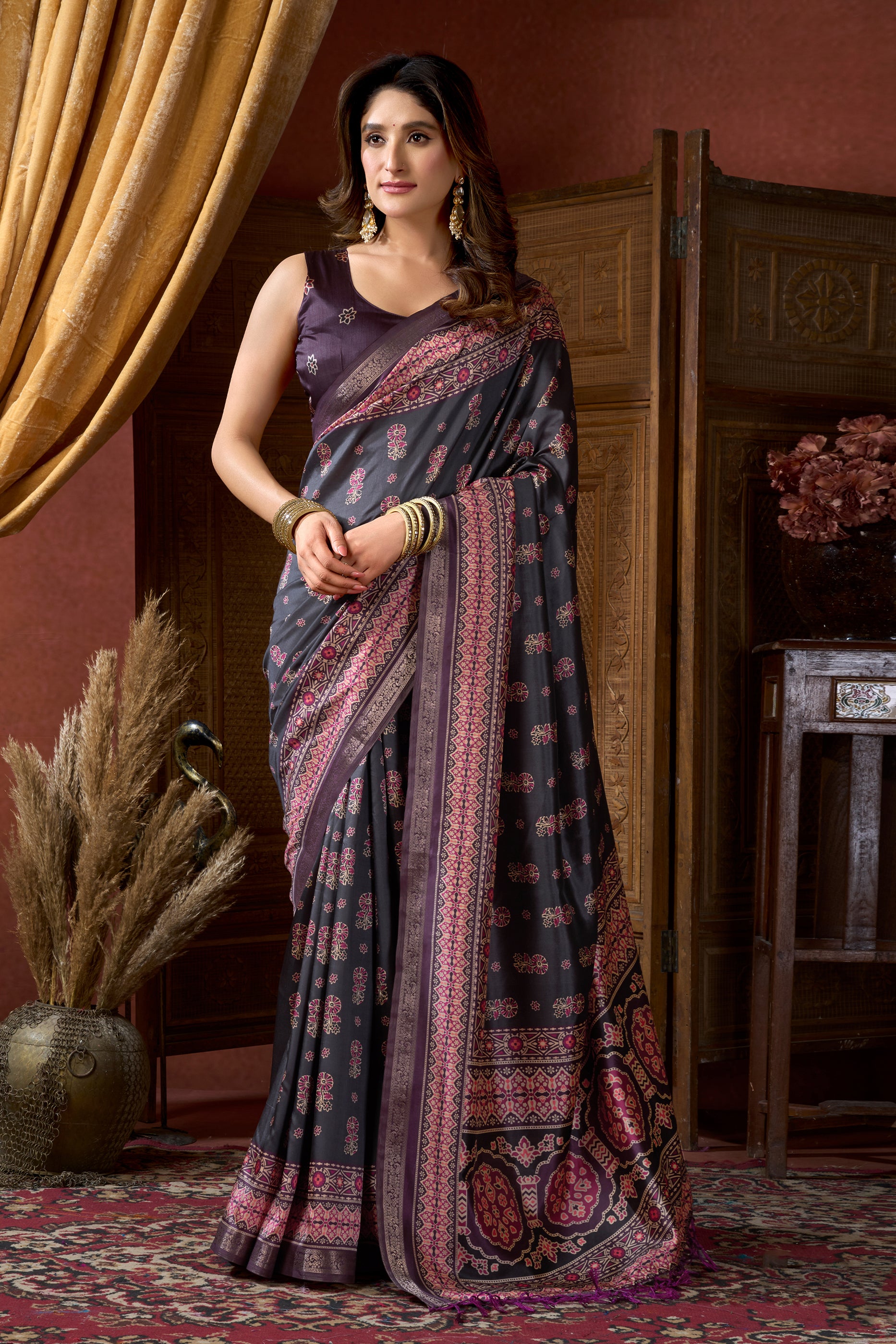 Black Ajarakh Print Silk Saree-SAR12670_1_SareeButa.com