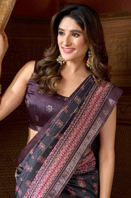 Black Ajarakh Print Silk Saree-SAR12670_2_SareeButa.com