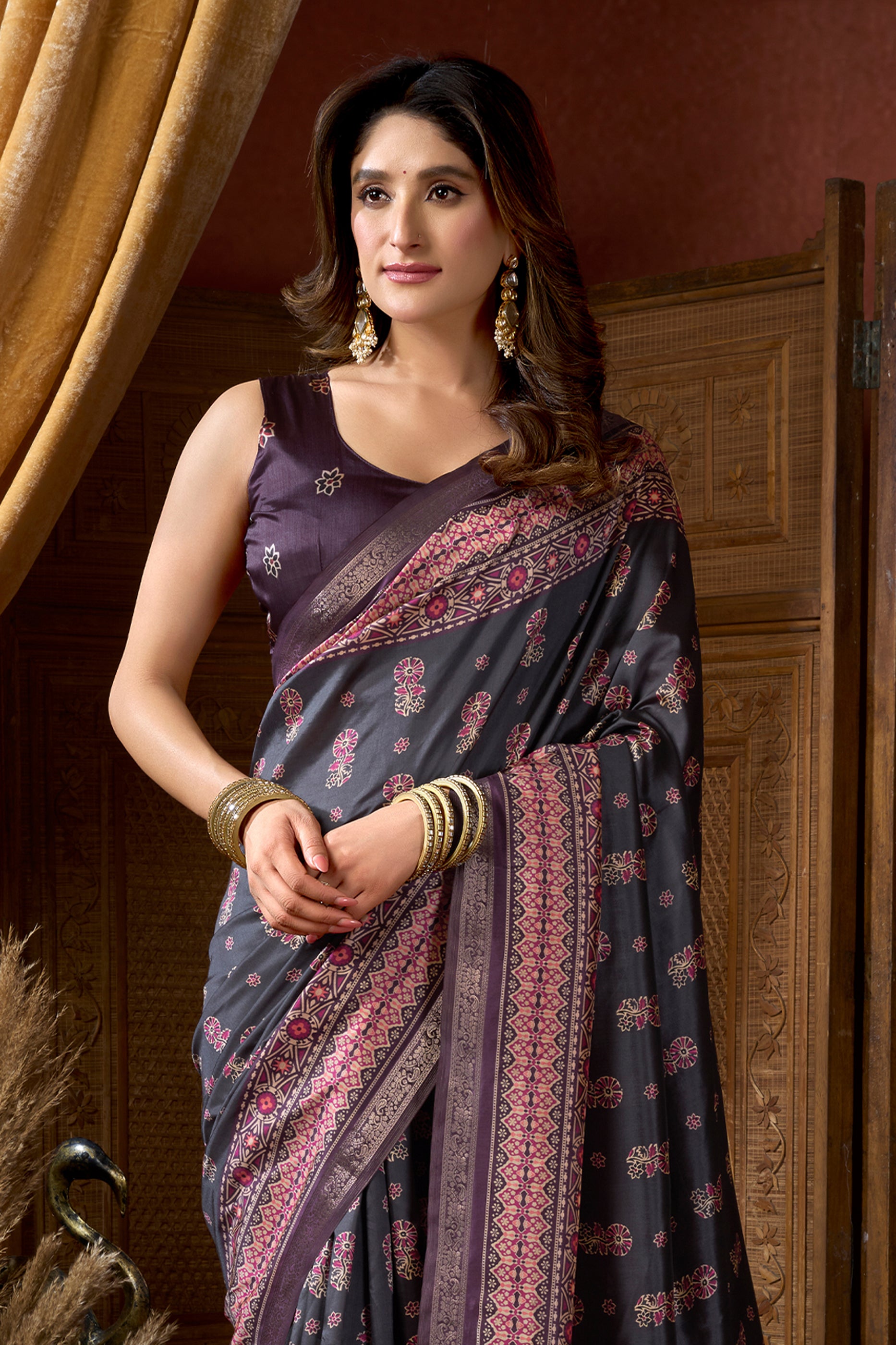Black Ajarakh Print Silk Saree-SAR12670_3_SareeButa.com
