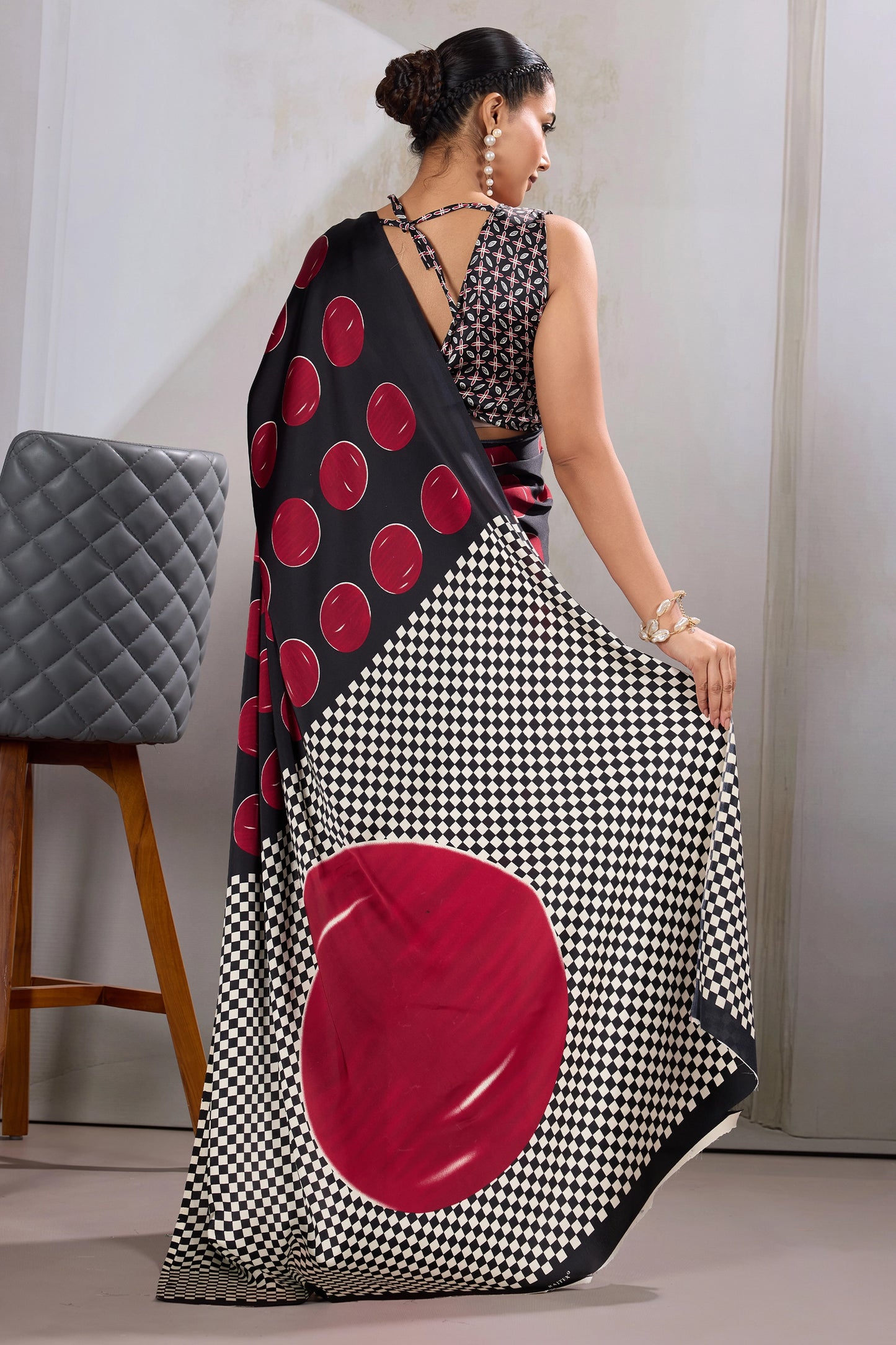 Black And Red Printed Satin Saree-SAR11858_4_SareeButa.com