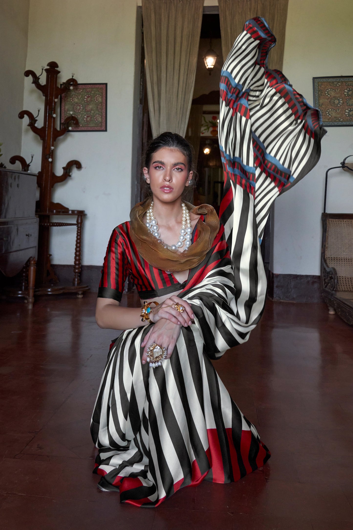 Black And White Bold Stripe Print Satin Saree-SAR11887_2_SareeButa.com