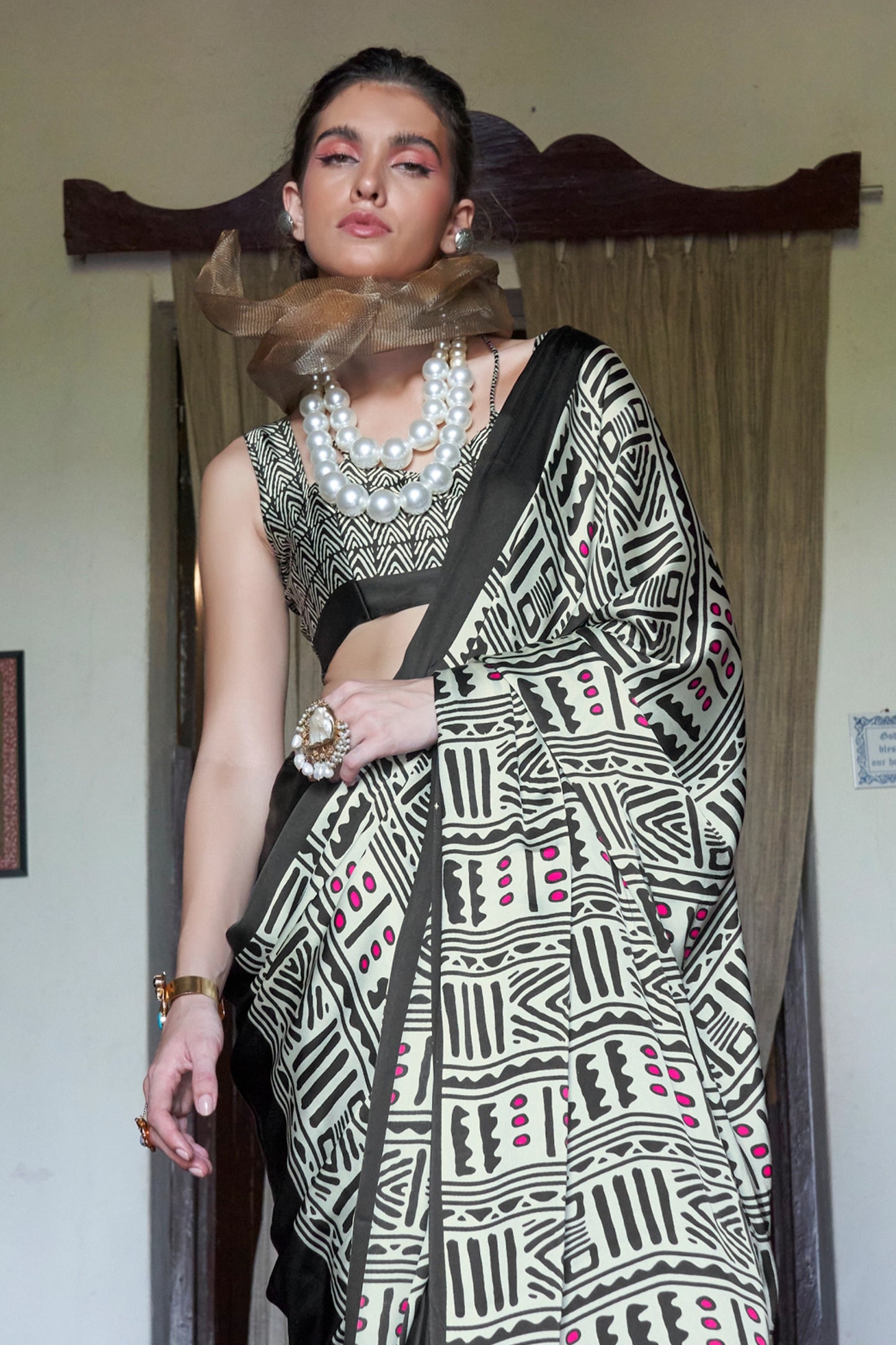Black And White Print Satin Saree-SAR11888_3_SareeButa.com