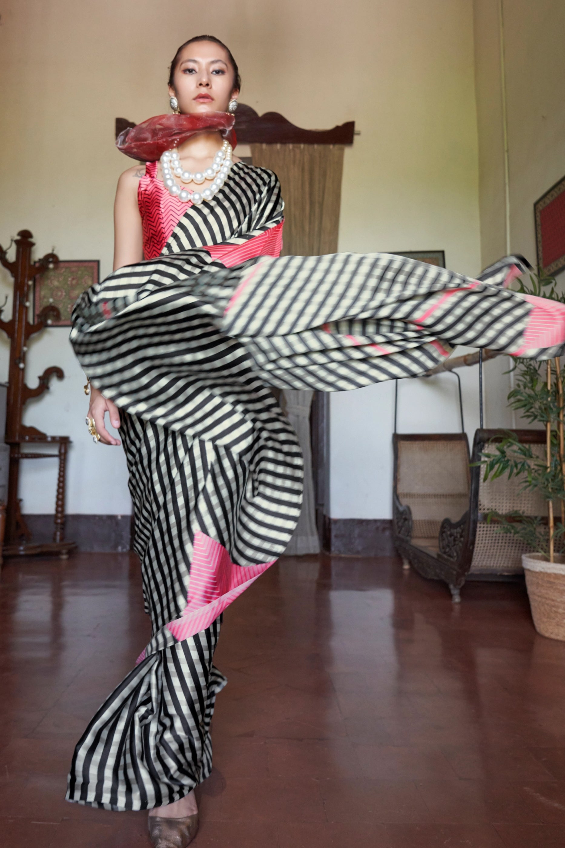 Black And White thin Stripe Print Satin Saree-SAR11886_2_SareeButa.com