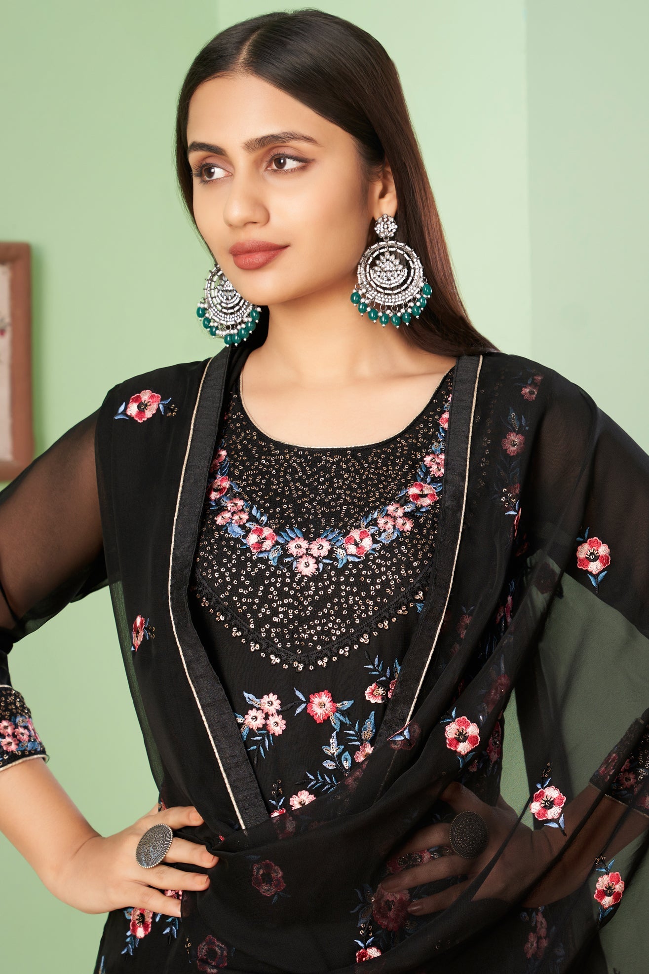 black-embroidered-georgette-suit-ss060_3_SareeButa.com