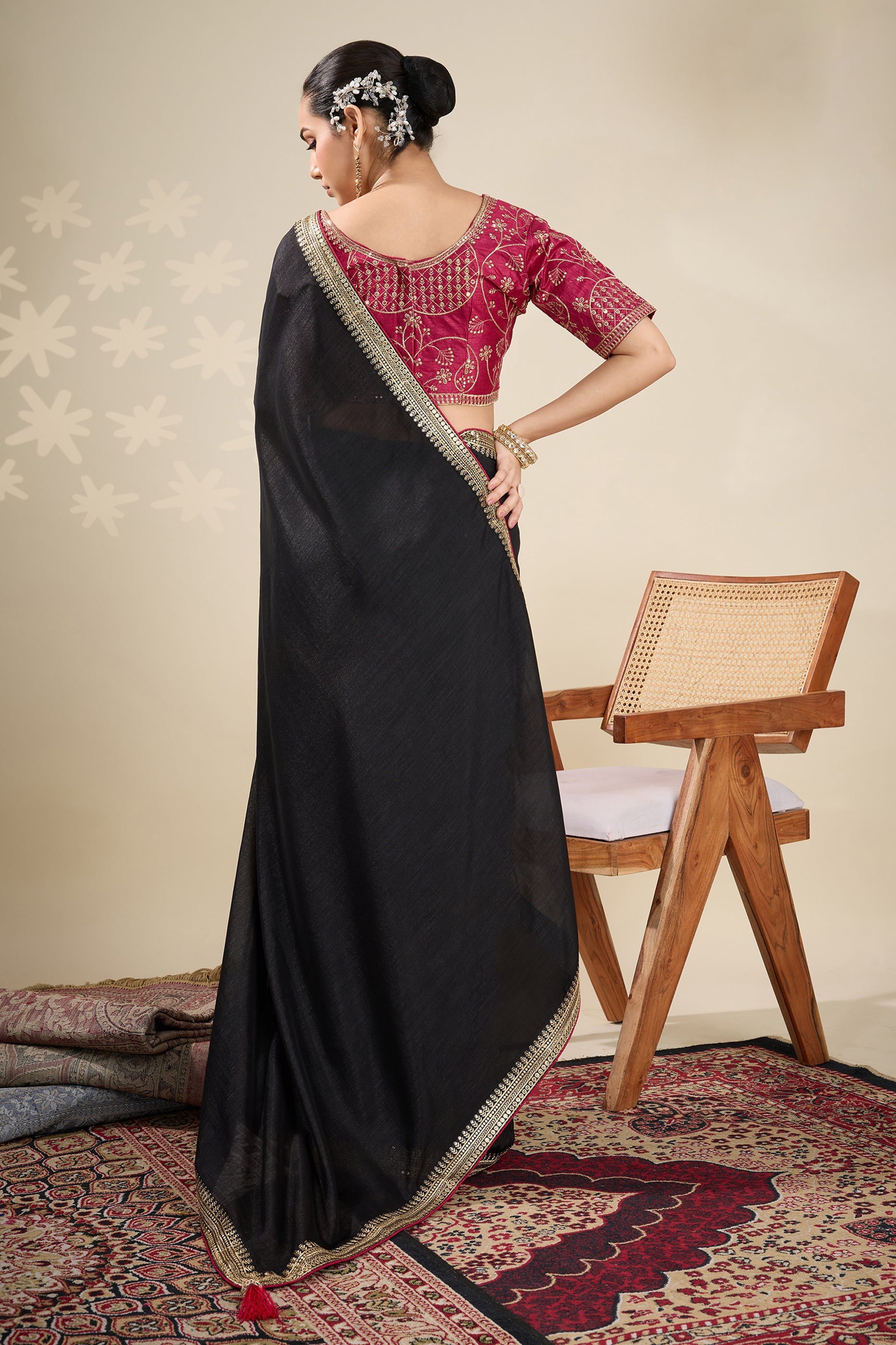 Black Embroidered Silk Saree-SAR10638_3_SareeButa.com