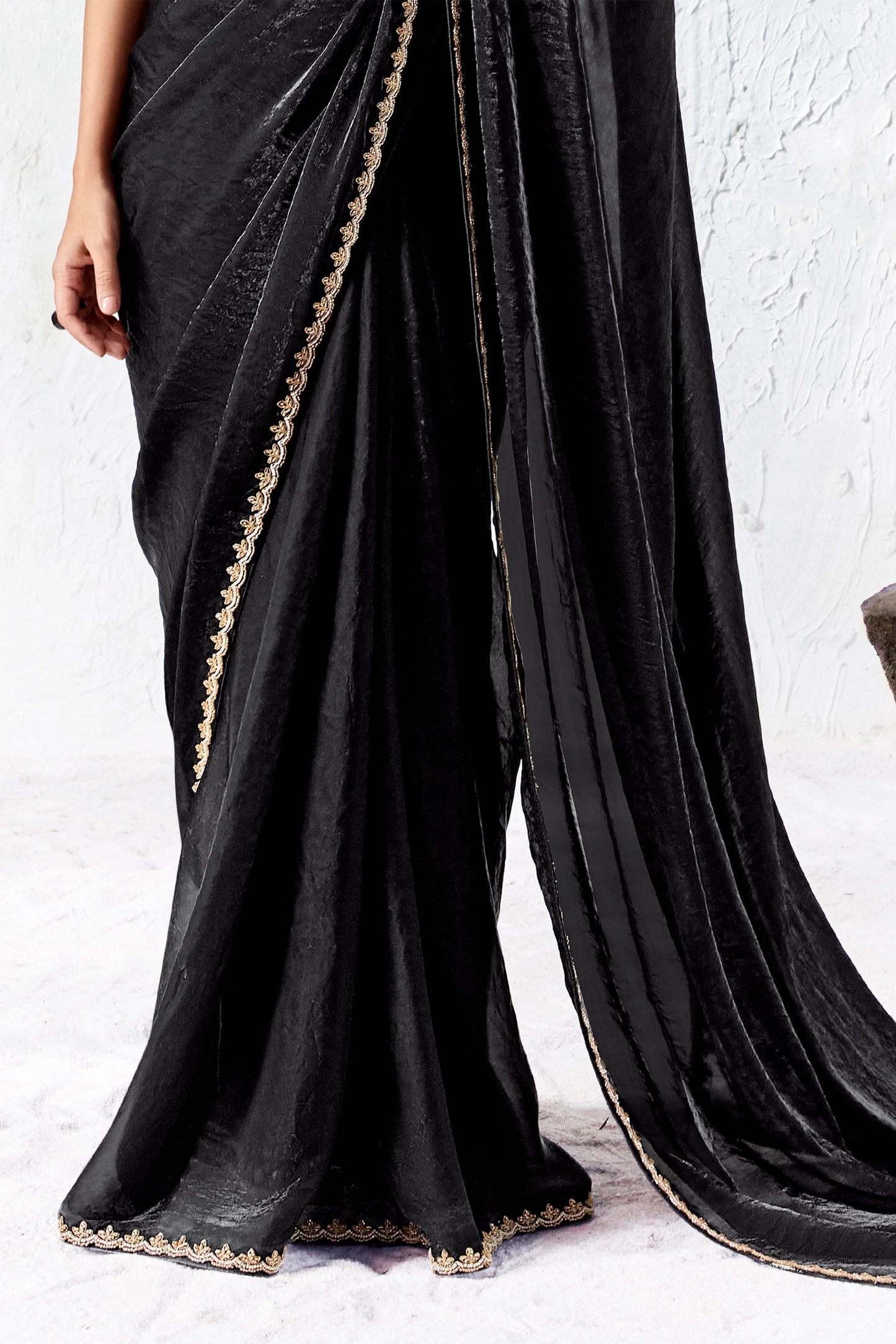 Black Embroidered Tissue Silk Saree-SAR13152_4_SareeButa.com