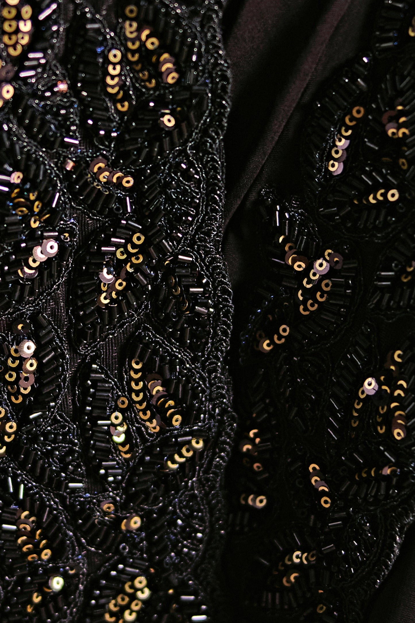 Black Embroidered Viscose Zari Tissue Saree-SAR12594_4_SareeButa.com