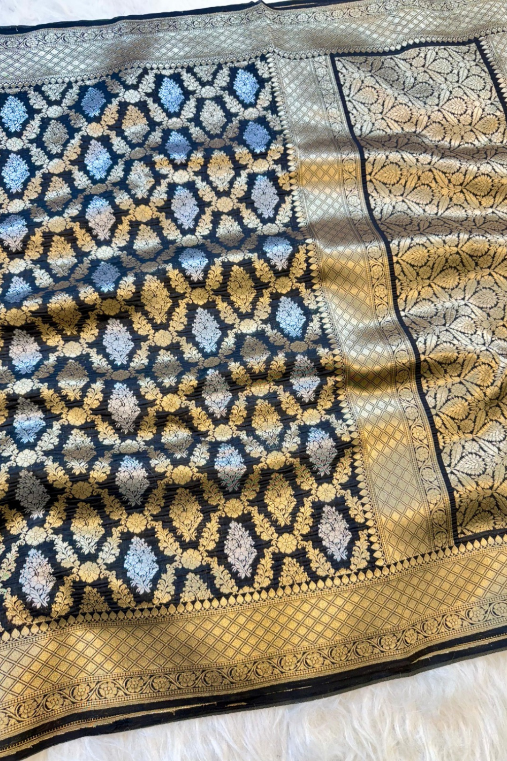 Black Nita Ambani Inspired Banarasi Saree-ZB134120_3_SareeButa.com