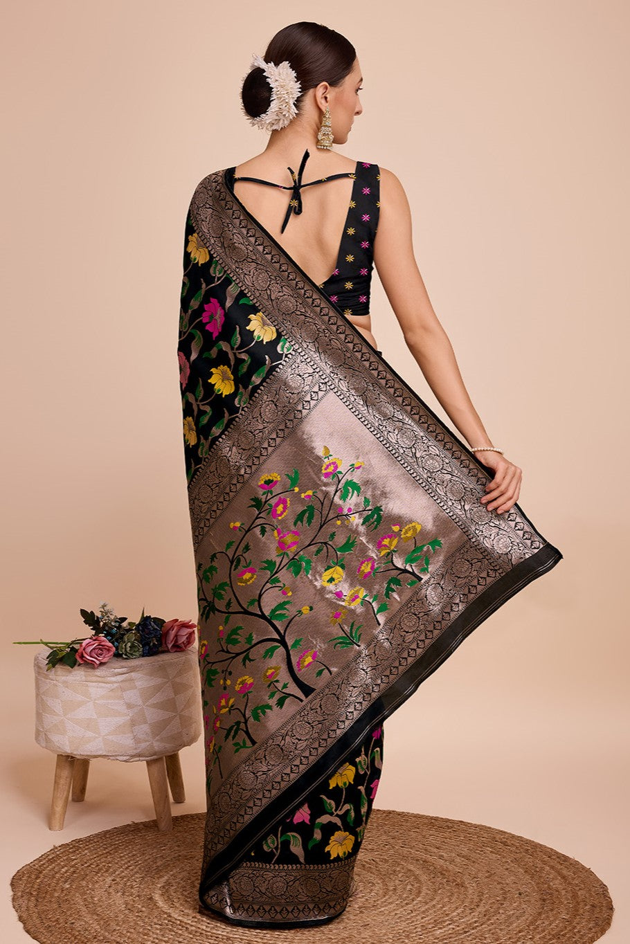 black-paithani-silk-saree-zb131460_2_SareeButa.com