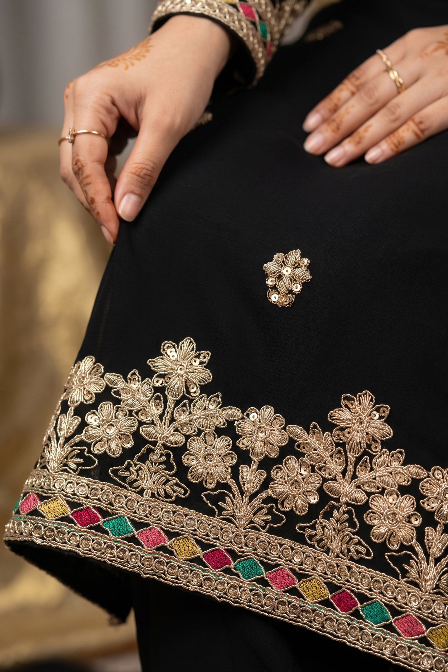 Black Readymade Embroidered Chinon Suit-SAR12986_5_SareeButa.com