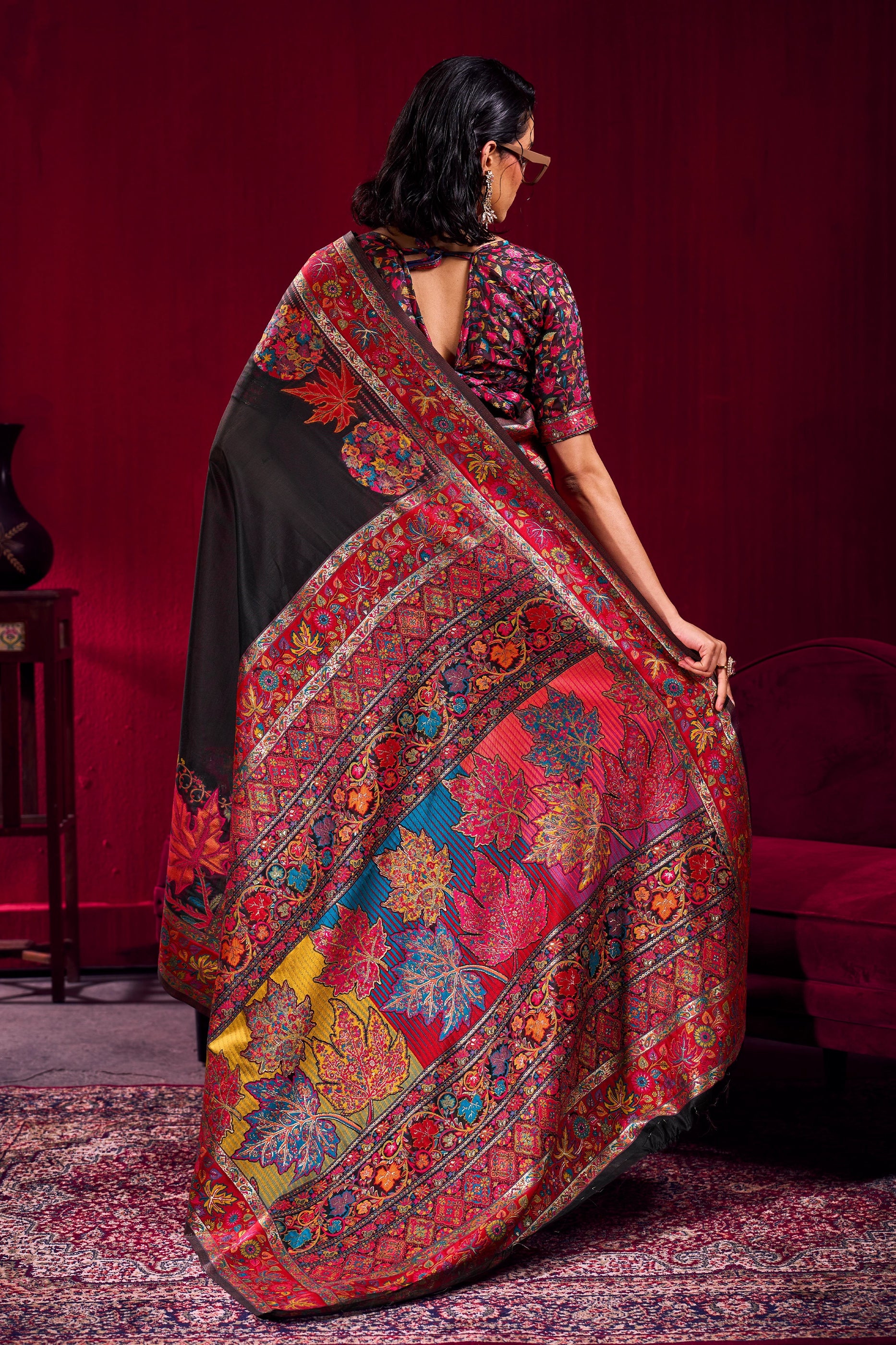 Black Woven Kashmiri Jamewar Modal Silk Saree-SAR12359_4_SareeButa.com