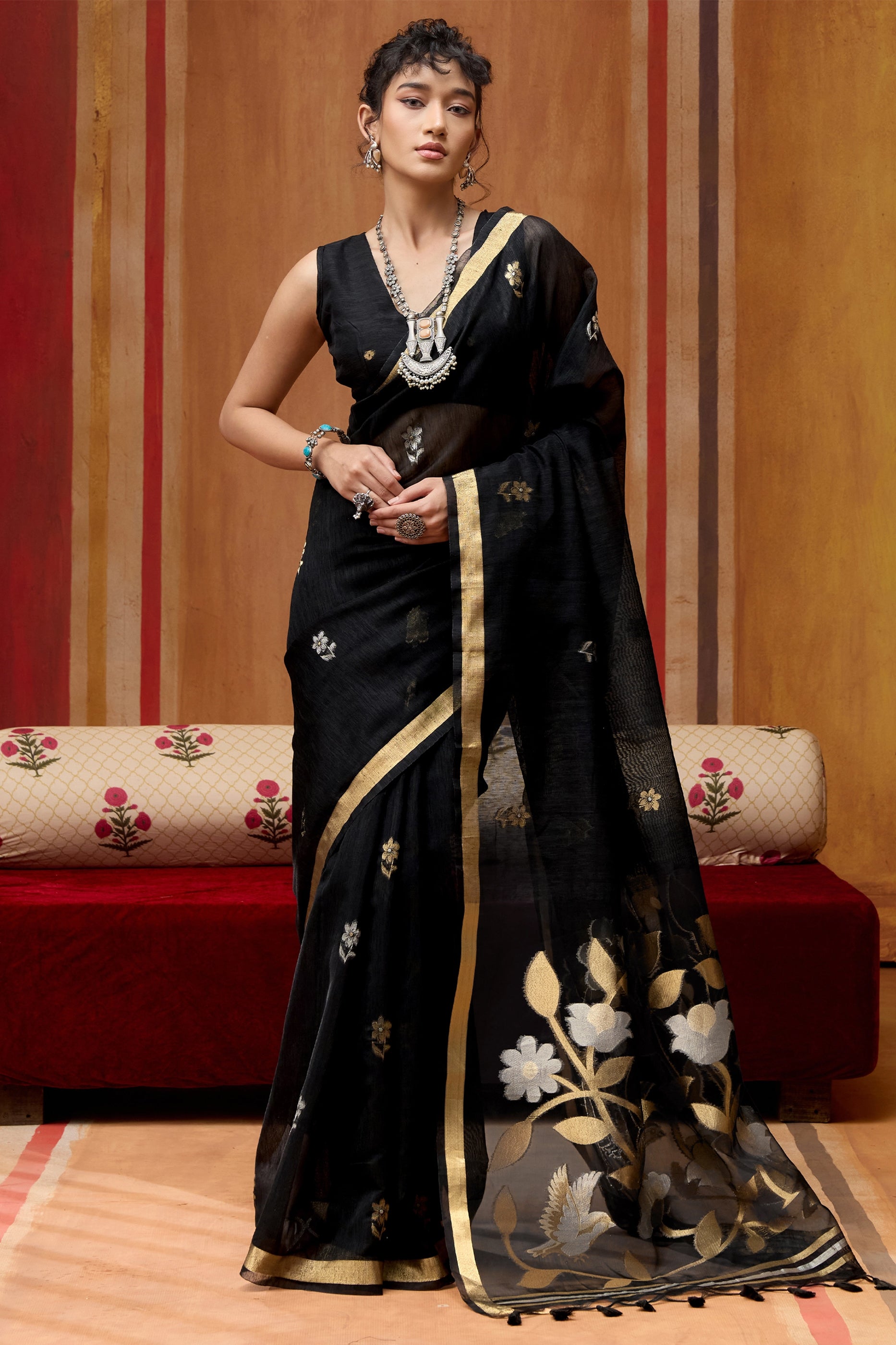 Black Woven Munga Organza Silk Saree-SAR11946_1_SareeButa.com