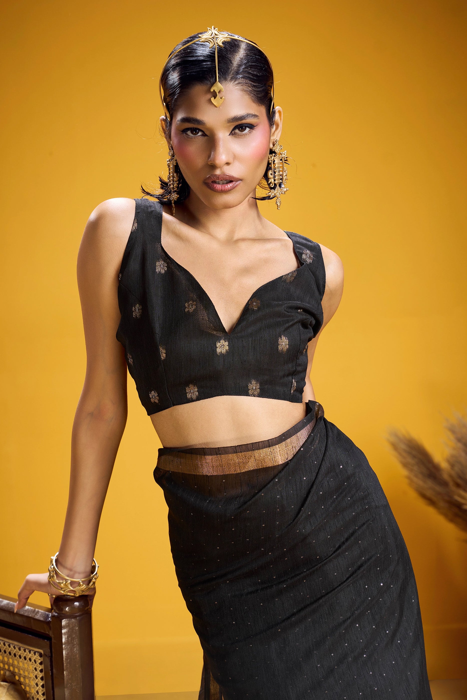 Black Woven Munga Silk Saree-SAR12340_5_SareeButa.com