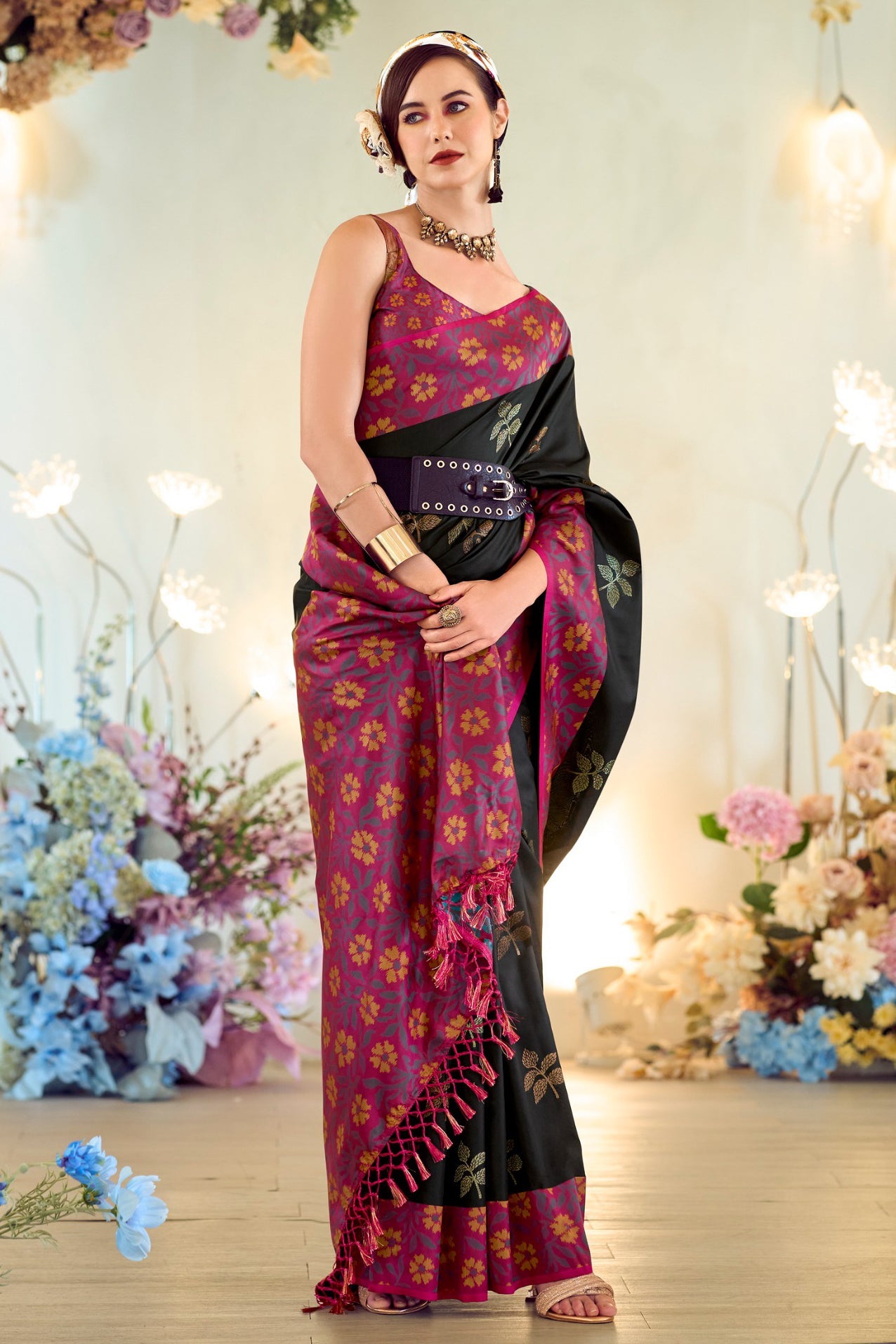 Black Woven Silk Saree-ZB133406_3_SareeButa.com