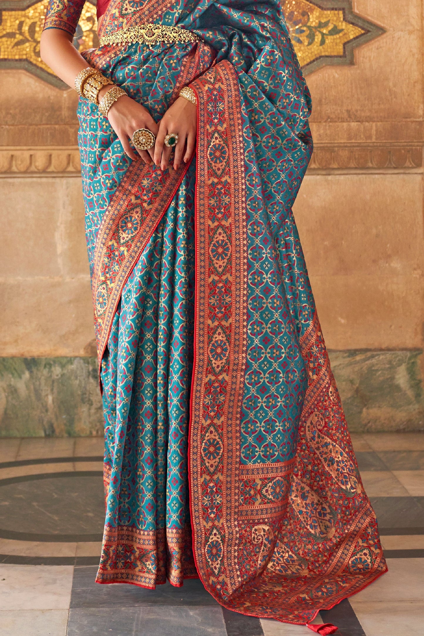 blue-banarasi-silk-saree-zb130997_3_SareeButa.com