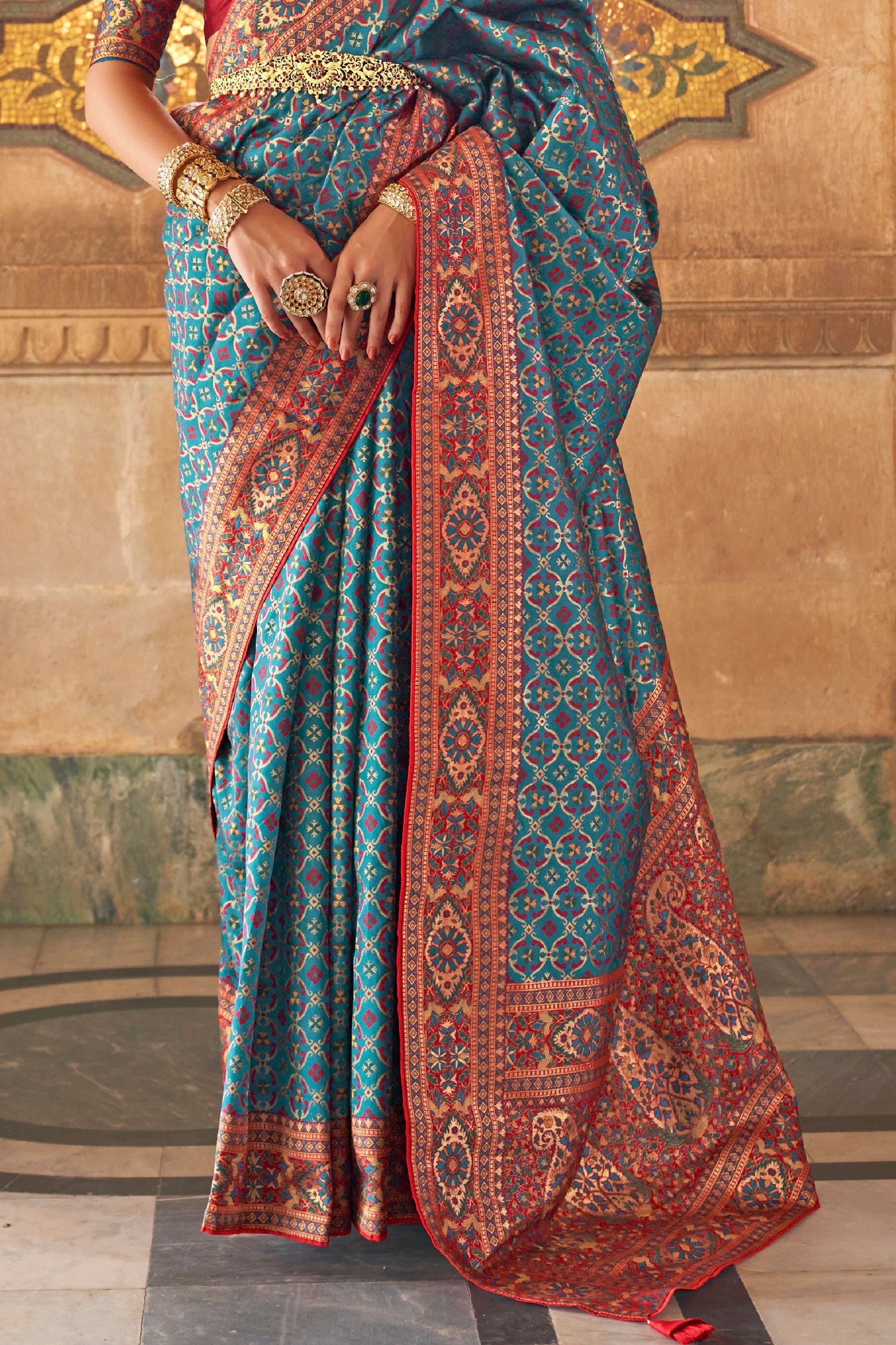 blue-banarasi-silk-saree-zb130997_3_SareeButa.com