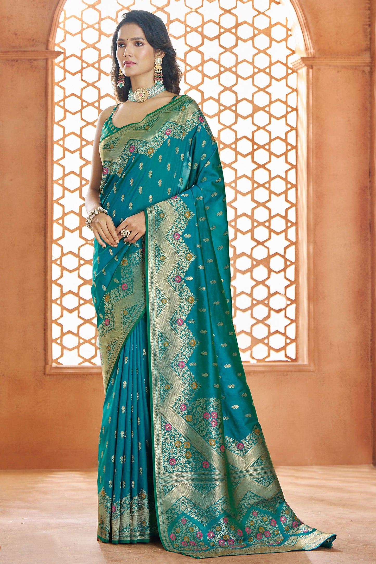 blue-banarasi-silk-saree-zb132758_1_SareeButa.com