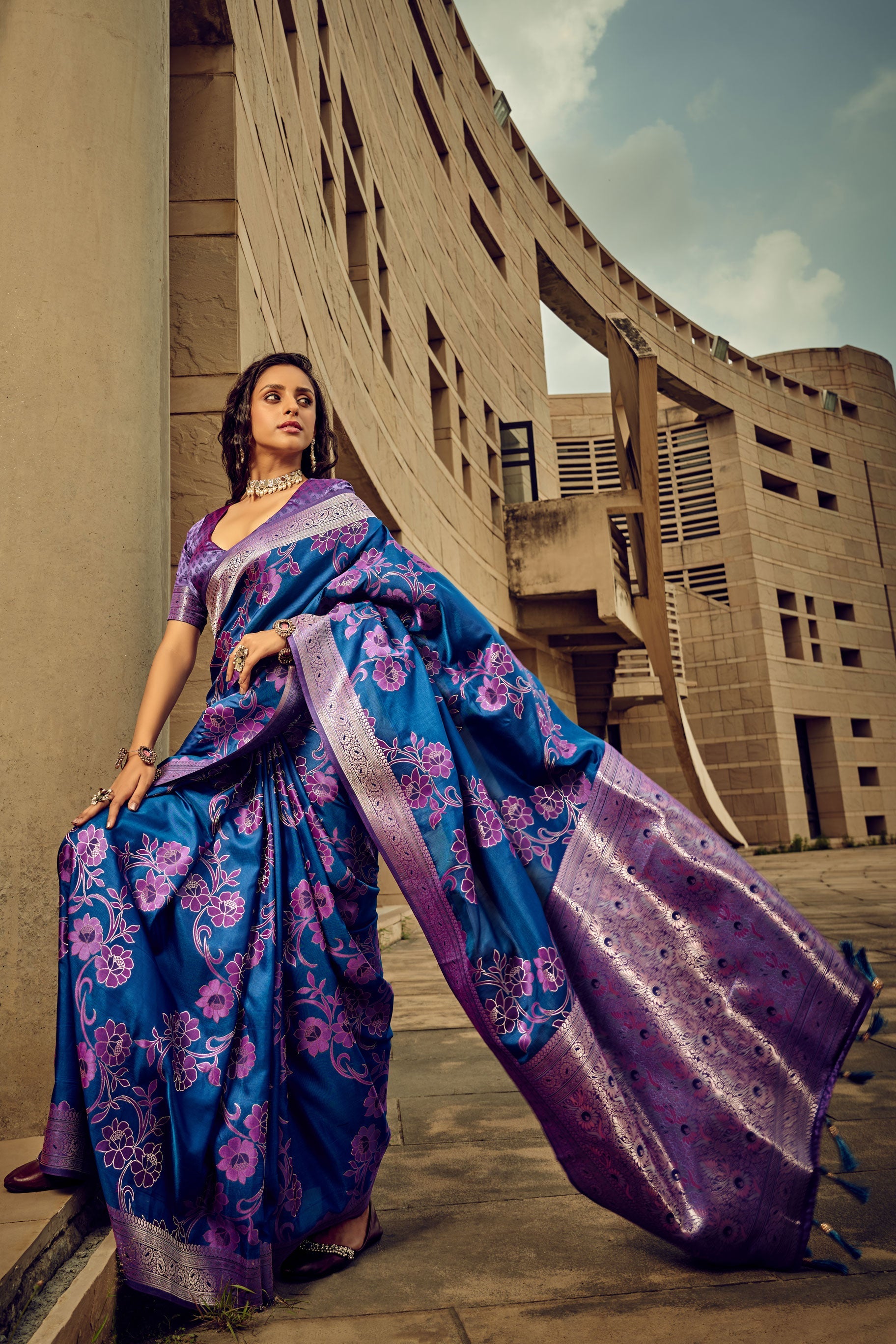 blue-brasso-satin-saree-zb130608_2_SareeButa.com