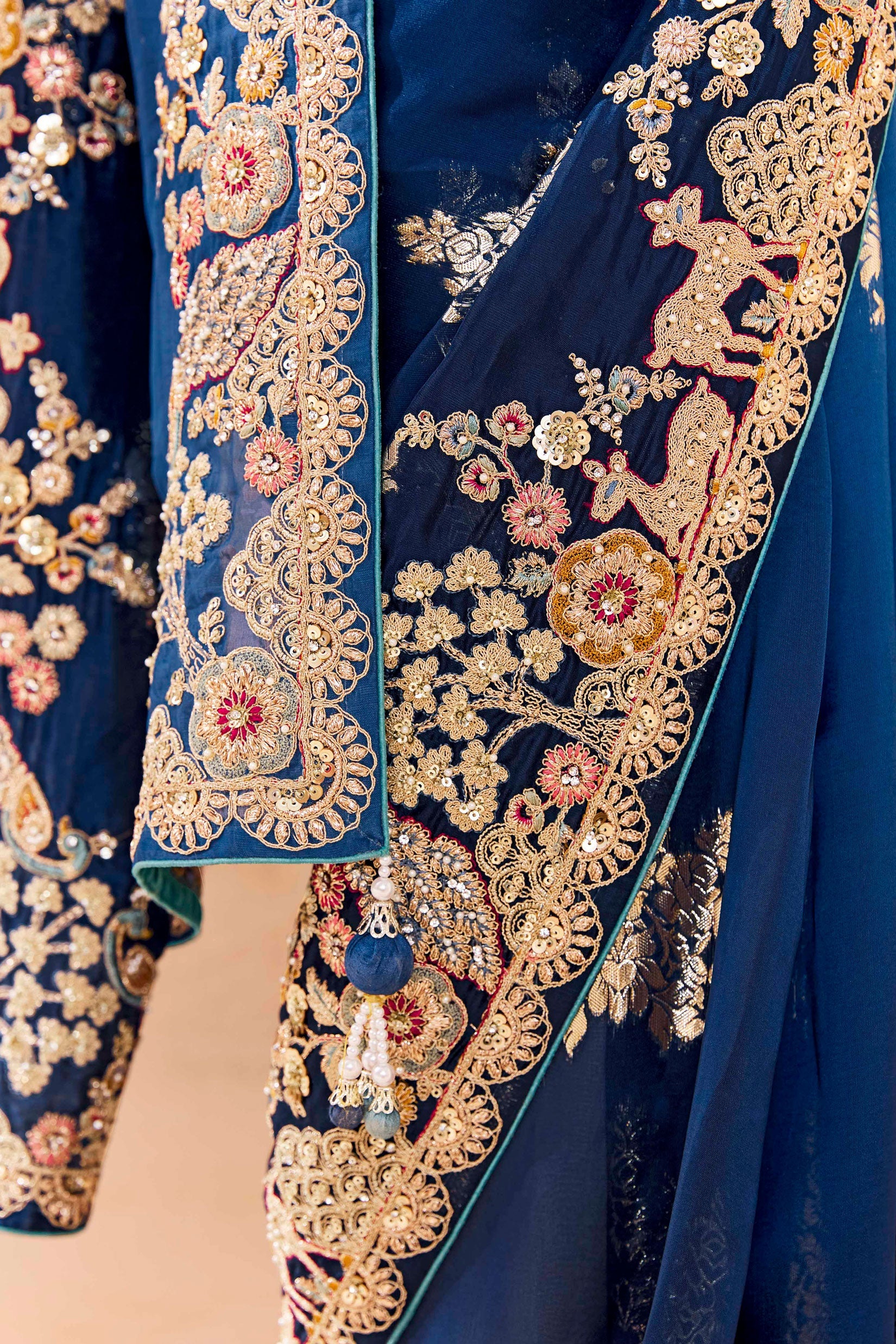 Blue Embroidered Silk Saree-ZB133290_4_SareeButa.Com