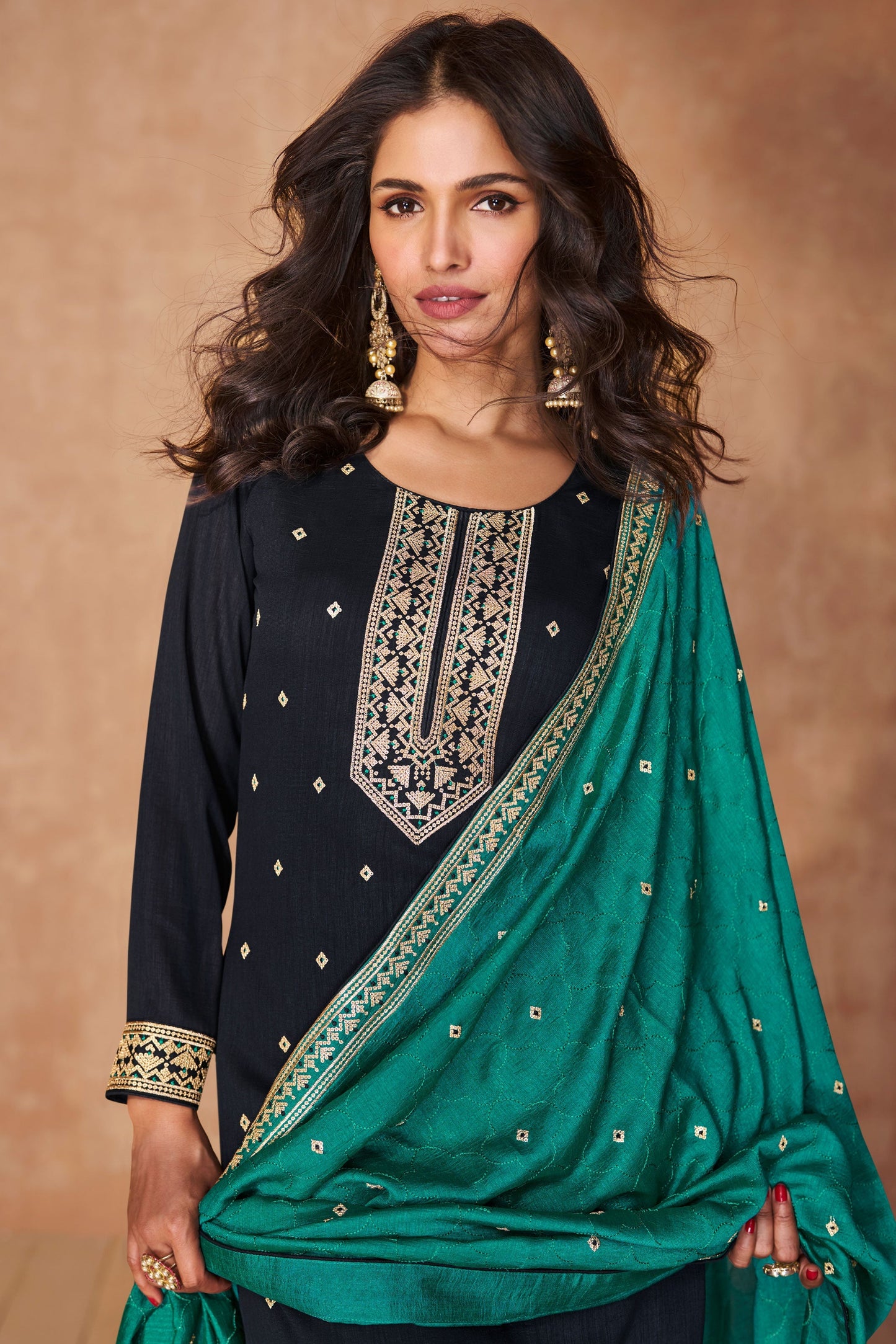 blue-embroidered-silk-straight-suit-ss011_2_SareeButa.com