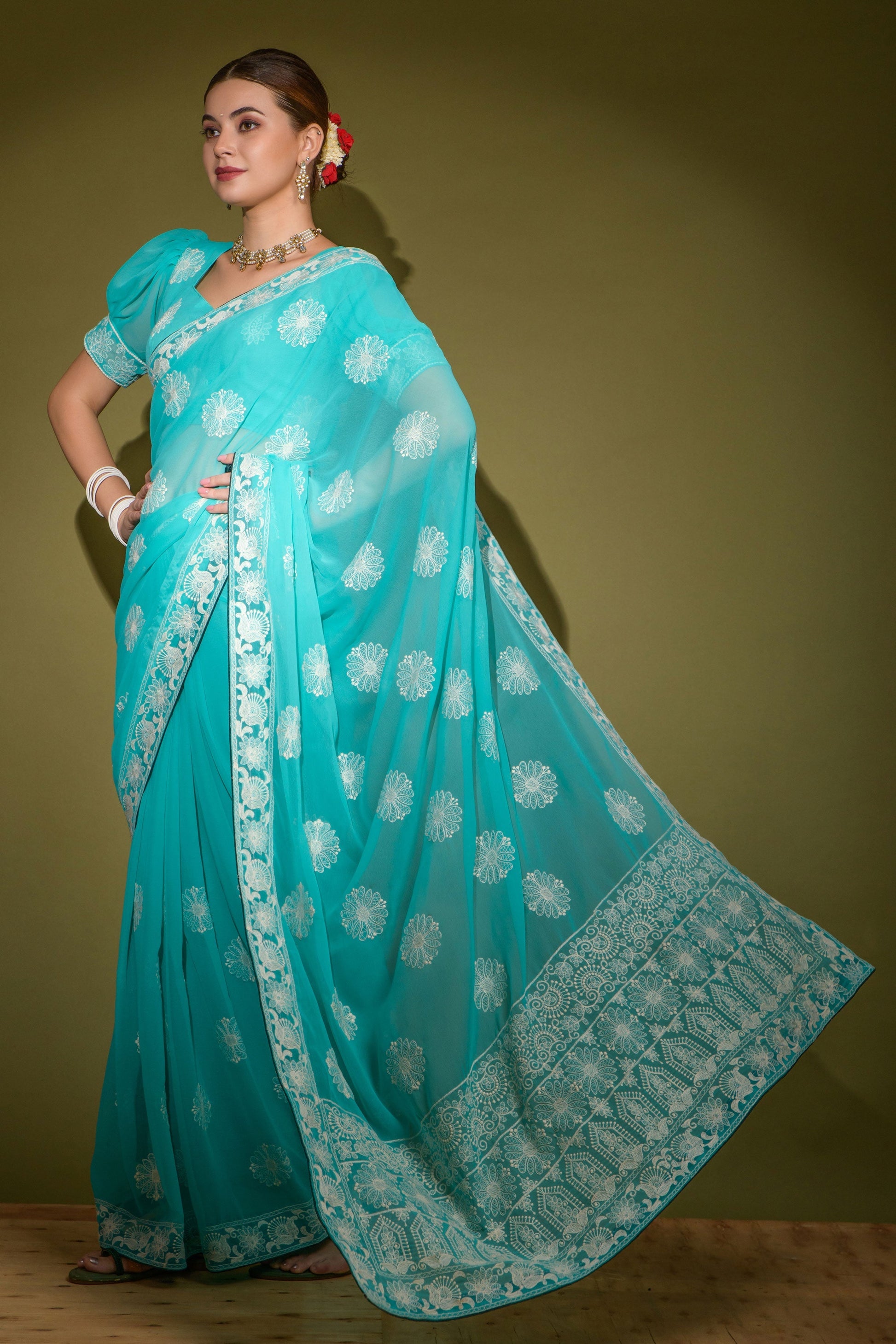 blue-geogette-chikankari-saree-zb131367_4_SareeButa.com