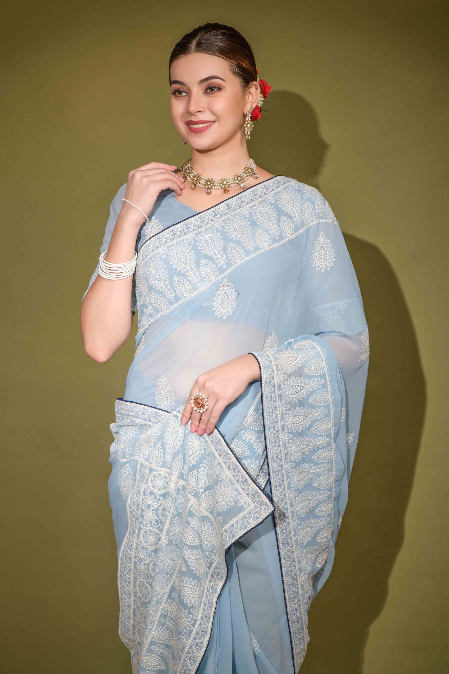 blue-geogette-chikankari-saree-zb131369_3_SareeButa.com