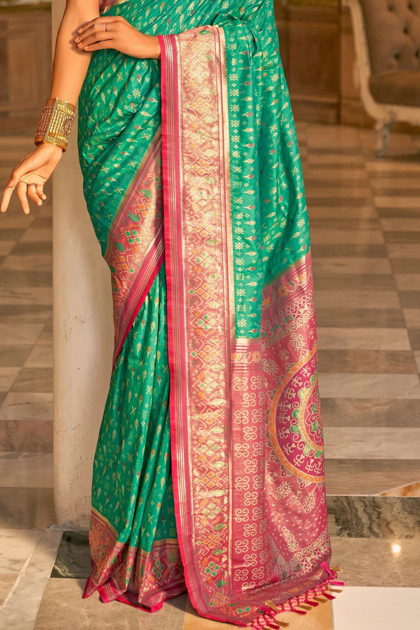 blue-green-banarasi-silk-saree-zb131342_3_SareeButa.com