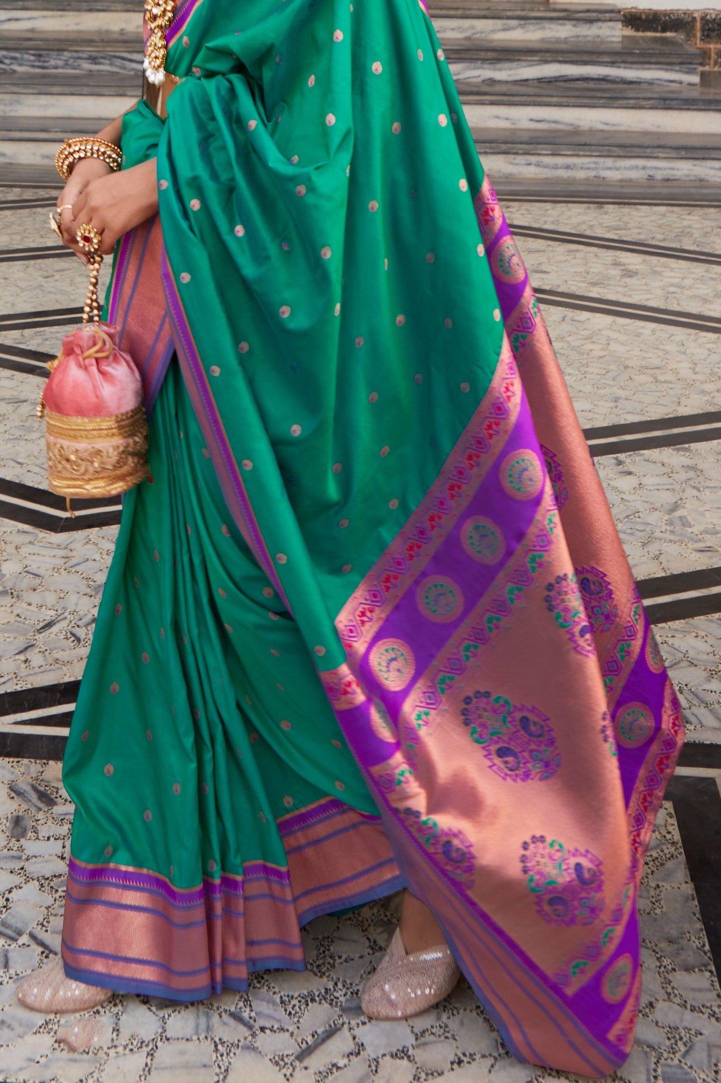 blue-green-paithani-saree-zb131938_3_SareeButa.com