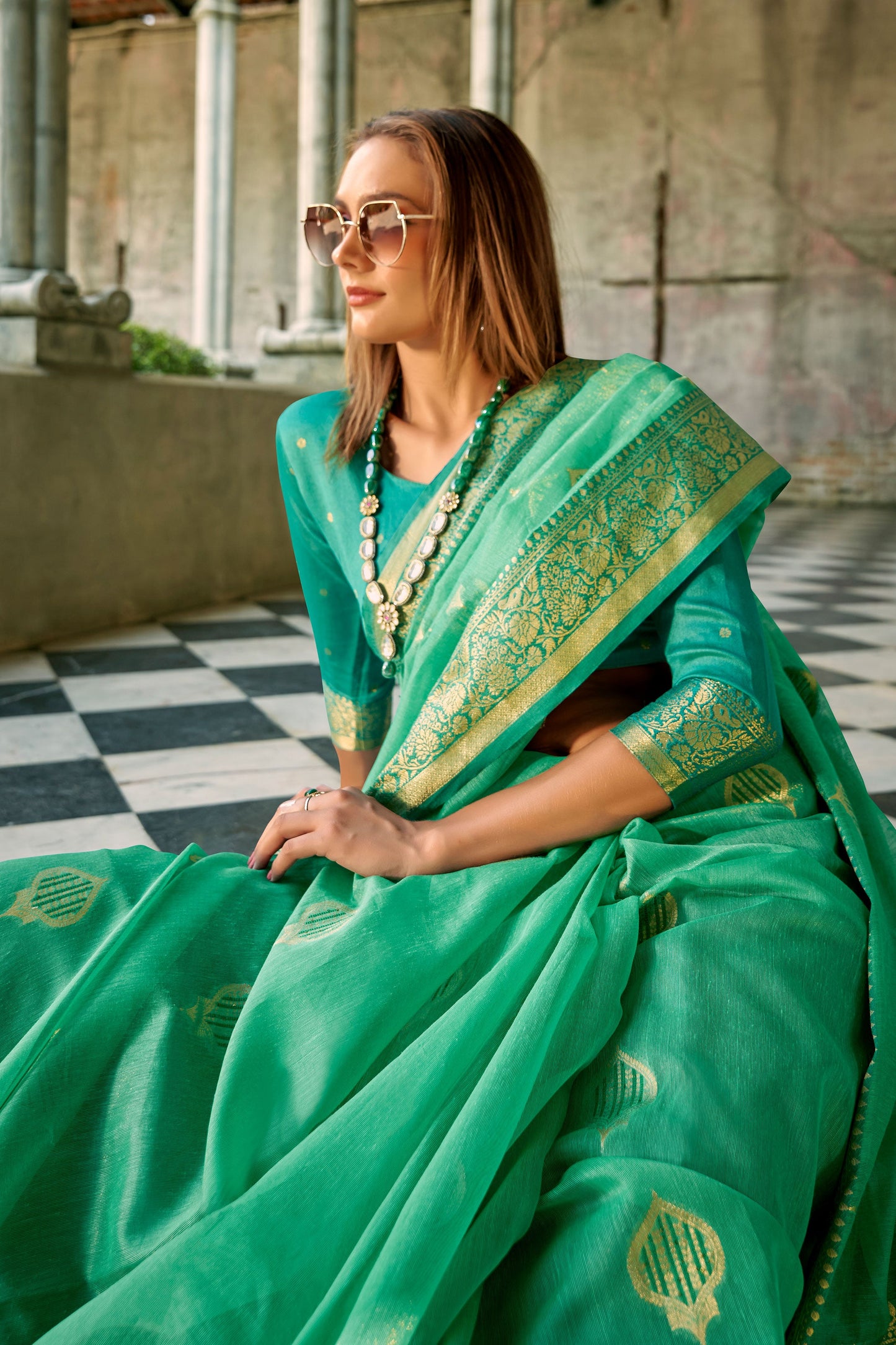 blue-green-woven-tissue-silk-saree-zb131195_2_SareeButa.com