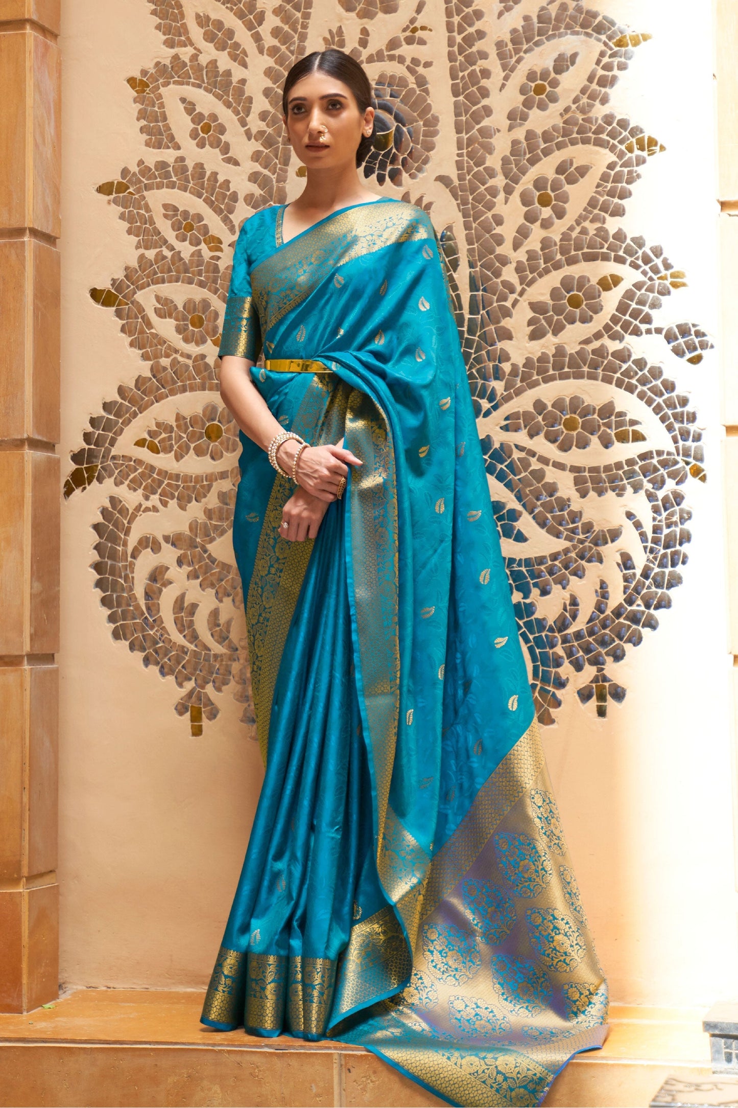 blue-kanjivaram-silk-saree-zb140086_1_SareeButa.com