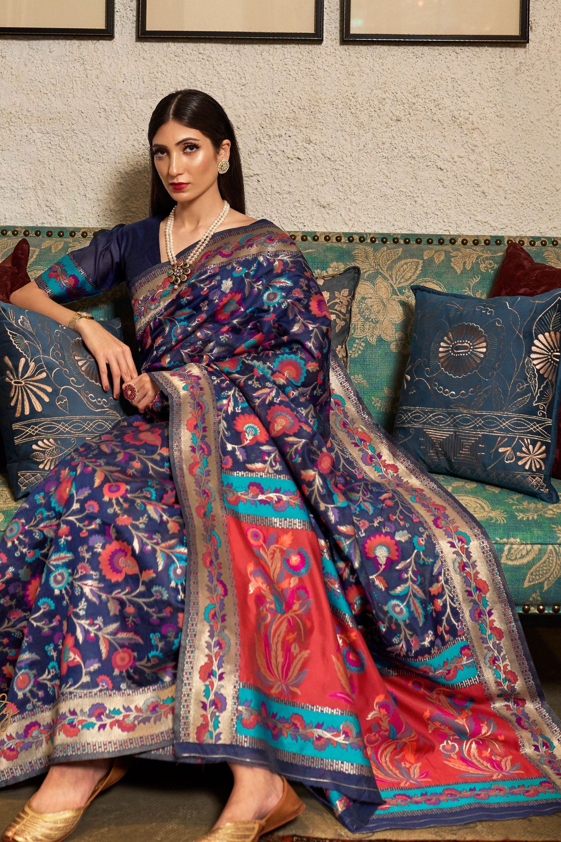 blue-kashmiri-jamewar-silk-saree-zb140023_2_SareeButa.com